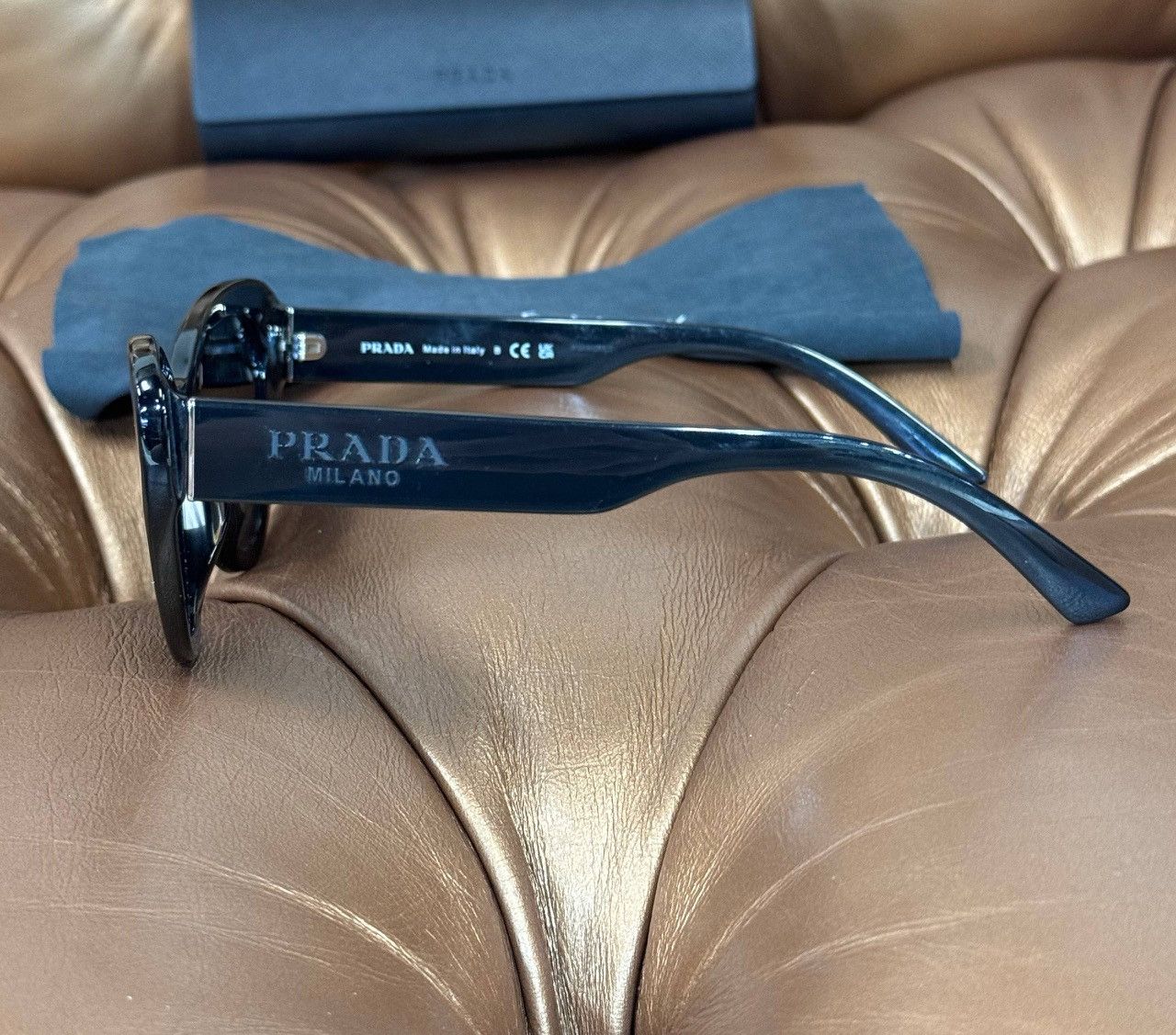 Prada Prada PR 13YS 1AB5S0 black lenses sunglasses 52mm Box Cloth Size ONE SIZE - 3 Thumbnail