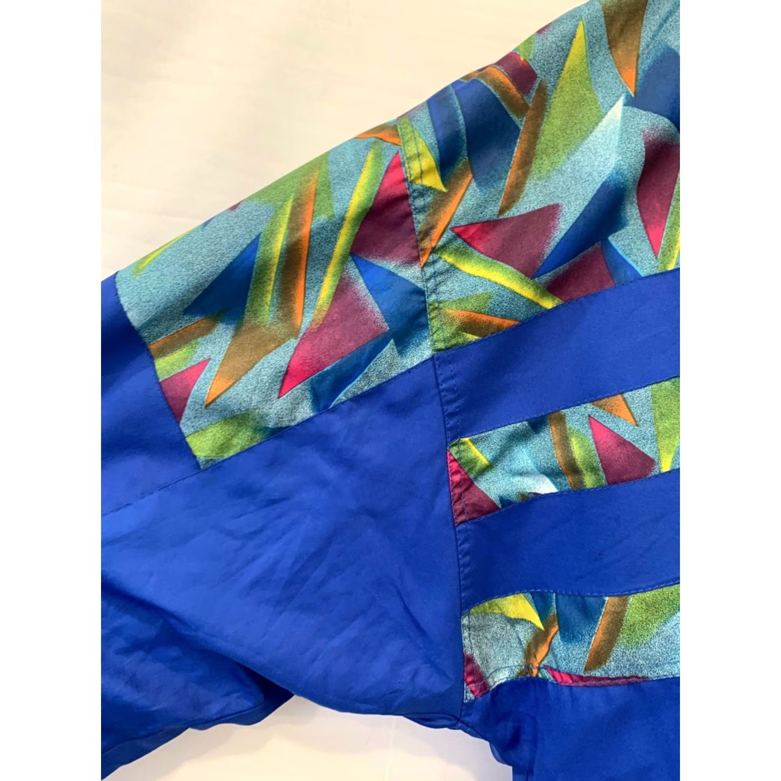 Vintage VINTAGE Australian by L’Alpina Gabber Track Jacket XL Blue Geometric Mens Windbreaker 90s Curl 230 Size US XL / EU 56 / 4 - 7 Thumbnail