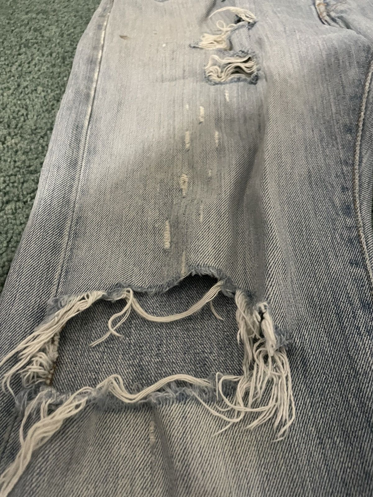 Levi's × Vintage 🔥 Vintage Levi’s 501 🔥 light blue fade Size US 32 / EU 48 - 2 Thumbnail