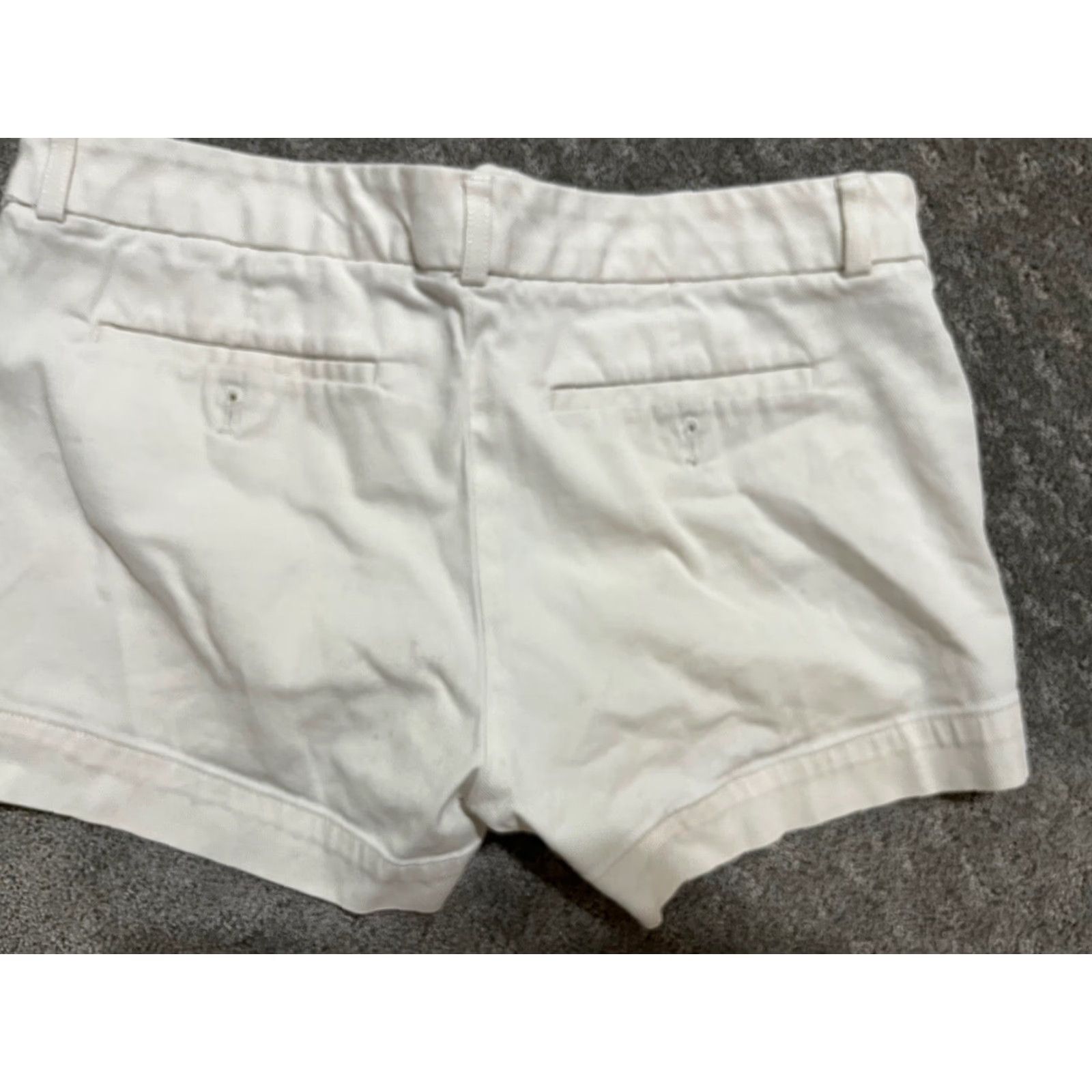 Banana Republic Banana Republic Petites Women's White Chino Shorts Size 4P - Casual Solid Pockets Regular Fit Size 27" / US 4 / IT 40 - 2 Thumbnail