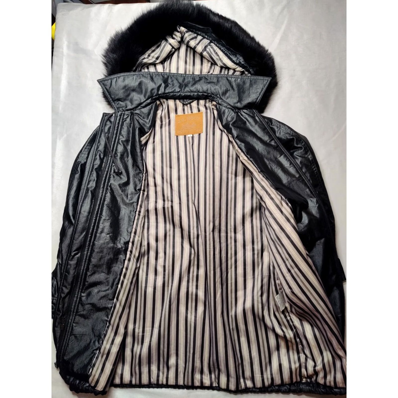 Vintage VTG J.G. HOOK Women 4 Fox Fur Trim Black Full Zip Lined Removable Hooded Jacket Size L / US 10 / IT 46 - 4 Thumbnail