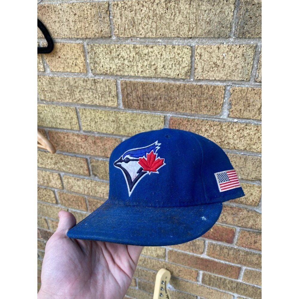 Vintage Vintage 2001 Toronto Blue Jays 9-11 Embroidered Support Hat Size ONE SIZE - 2 Thumbnail