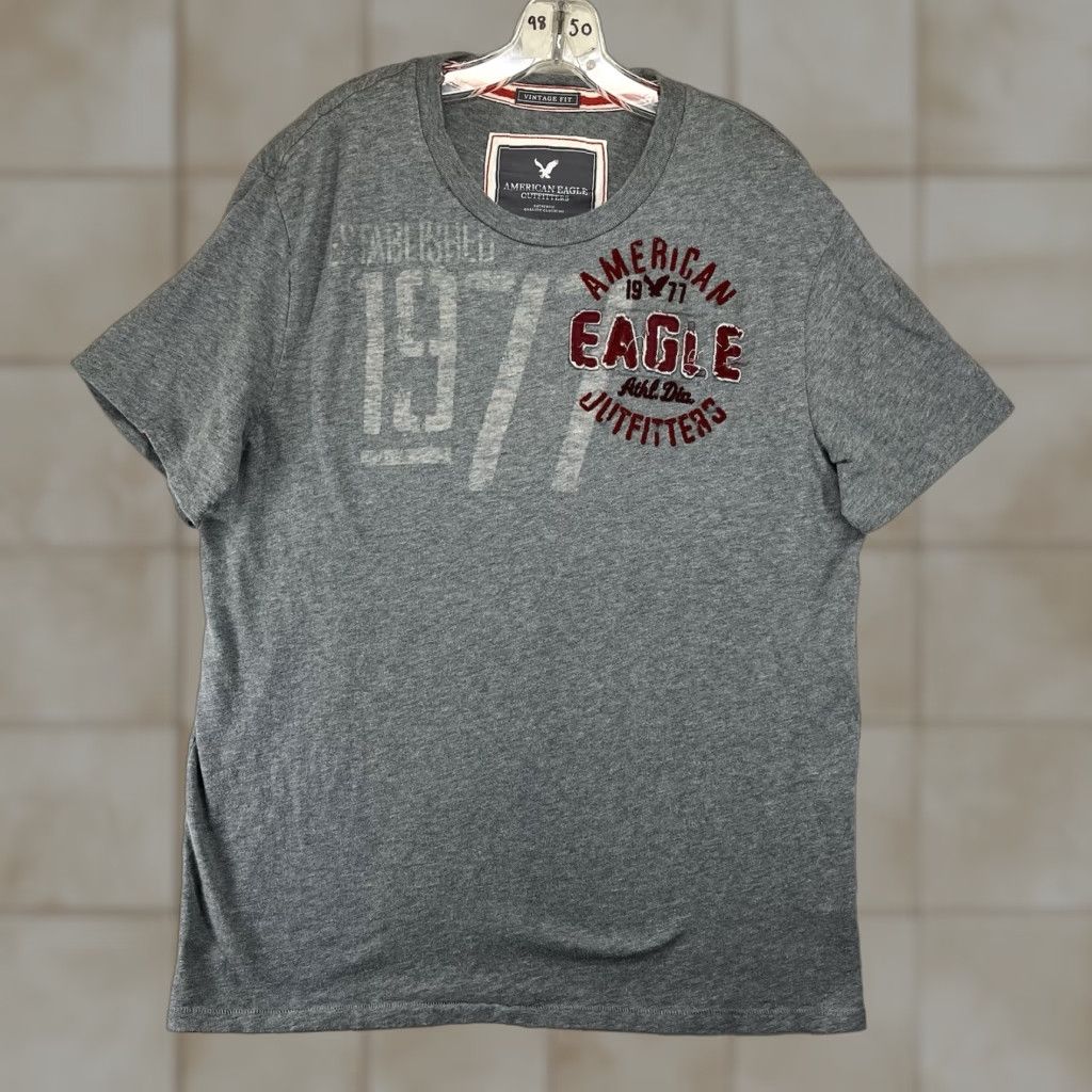 American Eagle Outfitters VINTAGE American Eagle Outfitters T-Shirt XL Gray Cotton Embroidered Angel Logo Crew Neck Short Sleeve Athletic Fit Men’s Retro 2000s Grunge Size US XL / EU 56 / 4 - 1 Thumbnail