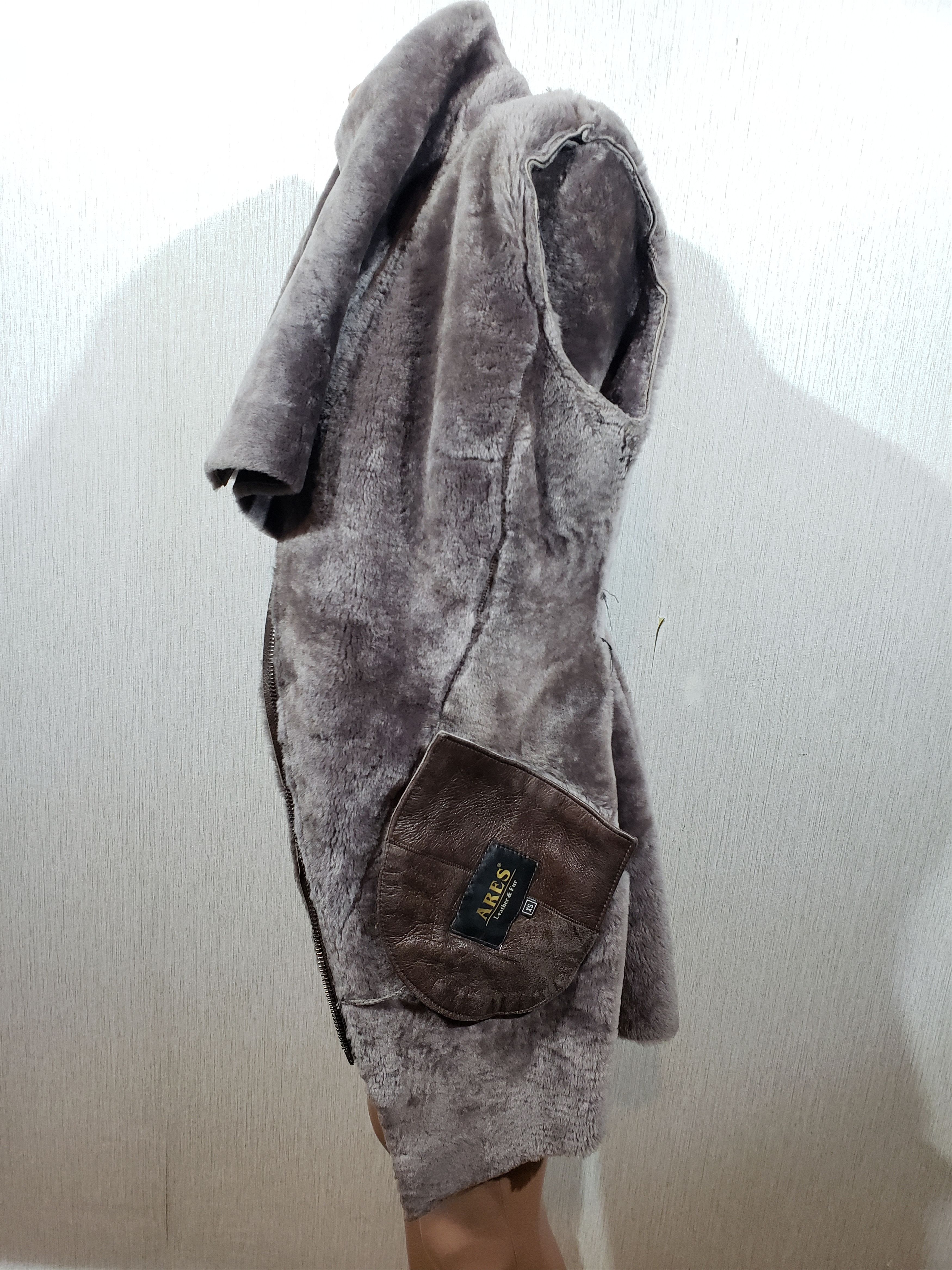 Other Stylish brown sheepskin coat with zipper. Size XS / US 0-2 / IT 36-38 - 9 Thumbnail