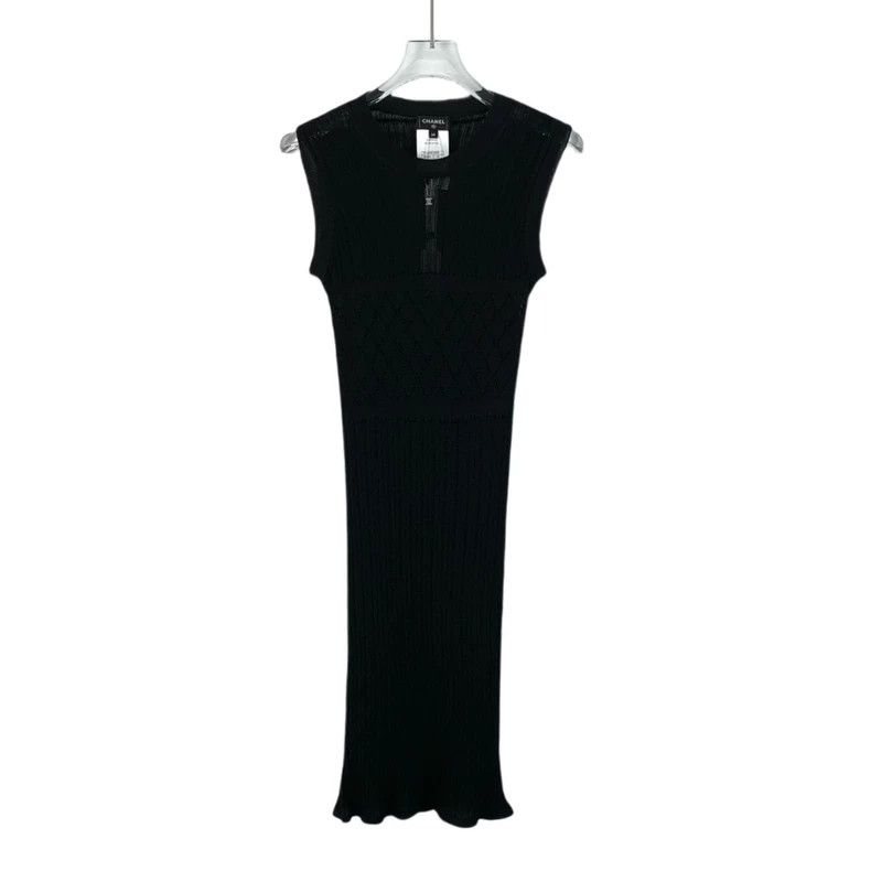 Chanel Chanel Black logo diamond round neck sleeveless silk knitte Size XS / US 0-2 / IT 36-38 - 1 Thumbnail