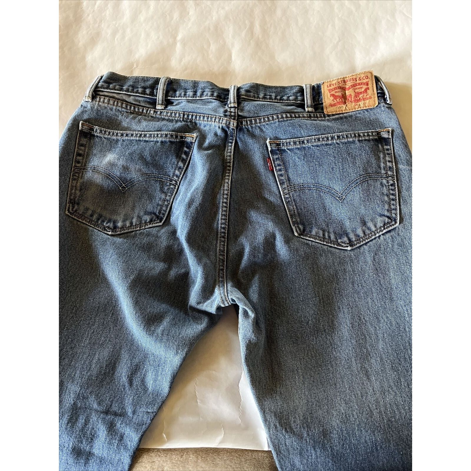 Levi's Levis 505 Jeans Mens 38x32 Denim 100% Cotton Blue Y2k EUC Size US 38 / EU 54 - 13 Thumbnail