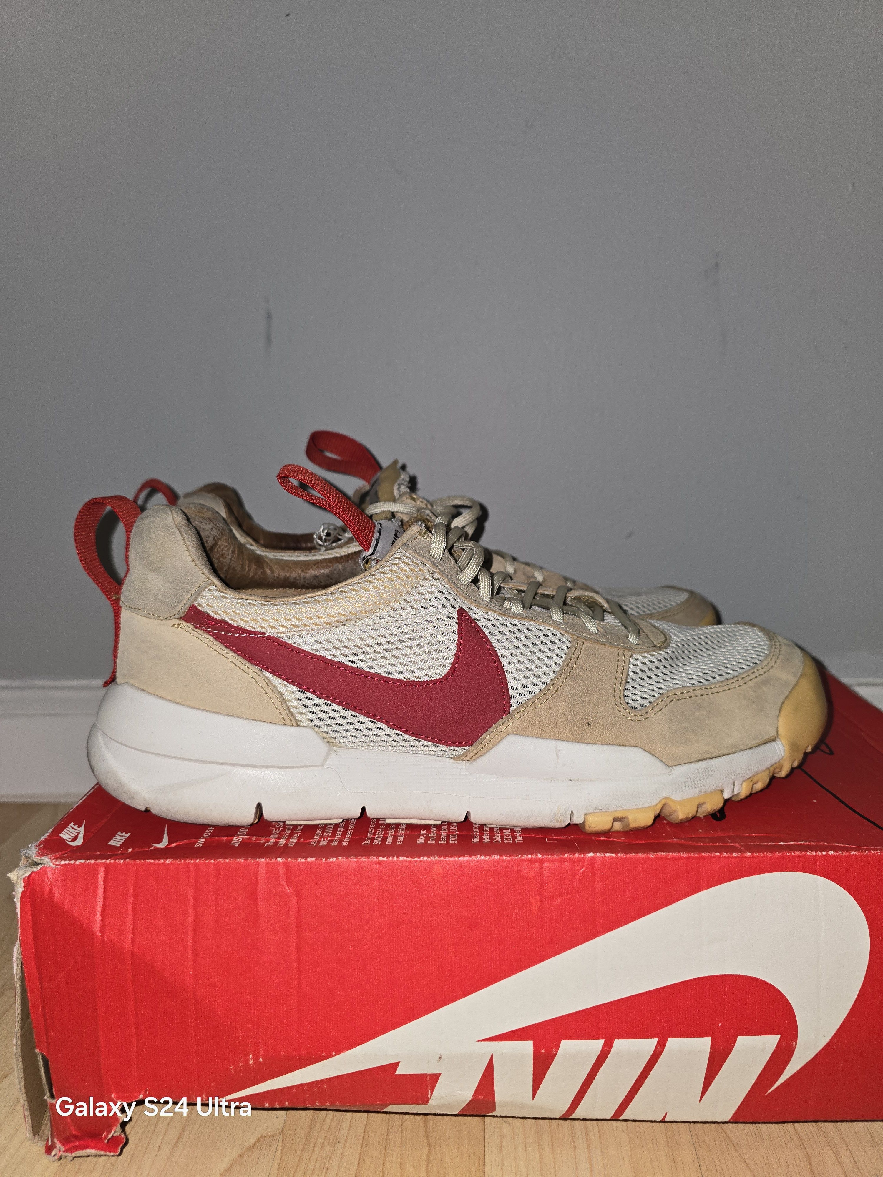 Nike × Tom Sachs Mars yard 2.0 Size US 10.5 / EU 43-44 - 2 Thumbnail