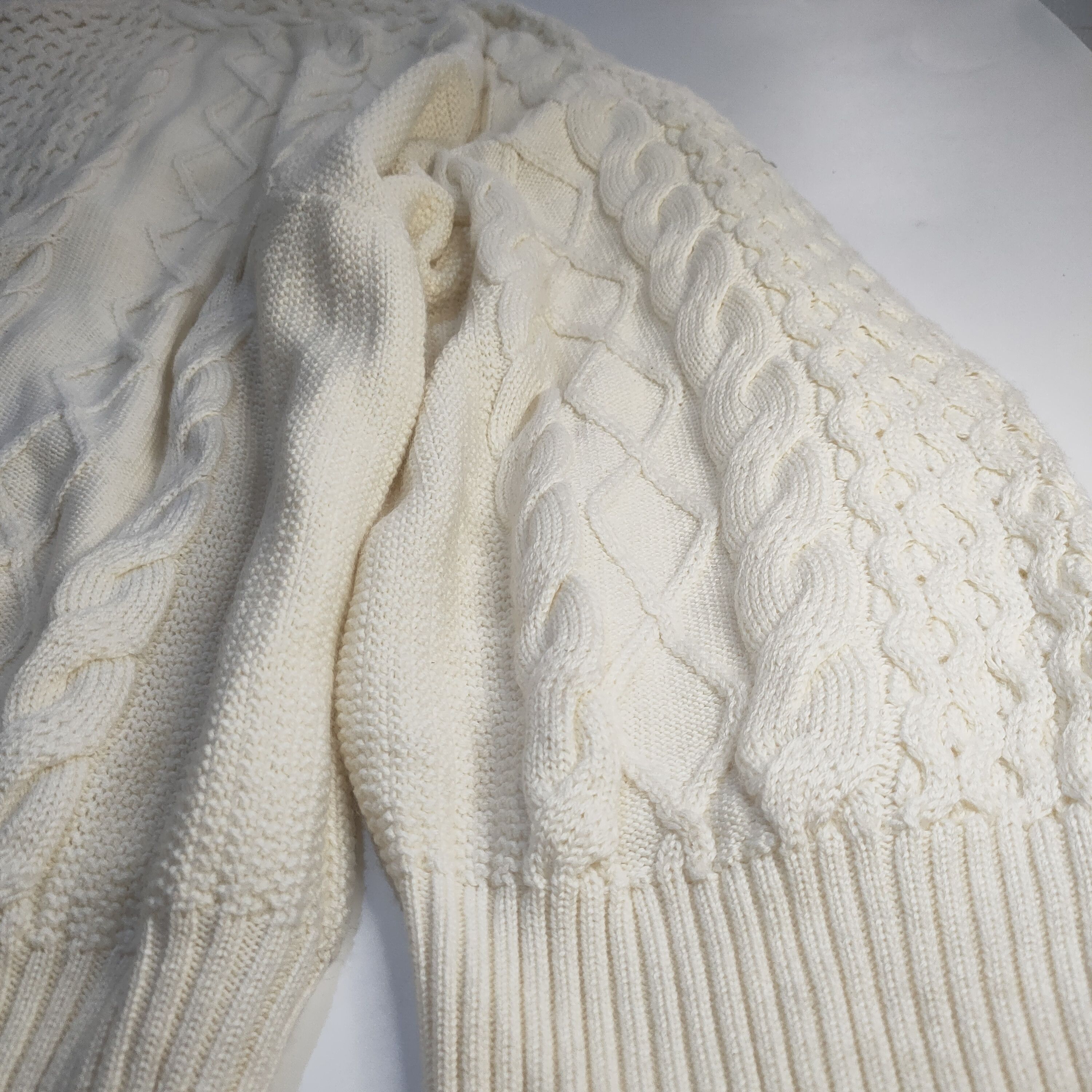 Y/Project NEW Y/PROJECT Oversized Wool Blend Sweater in Cream Size US M / EU 48-50 / 2 - 24 Thumbnail