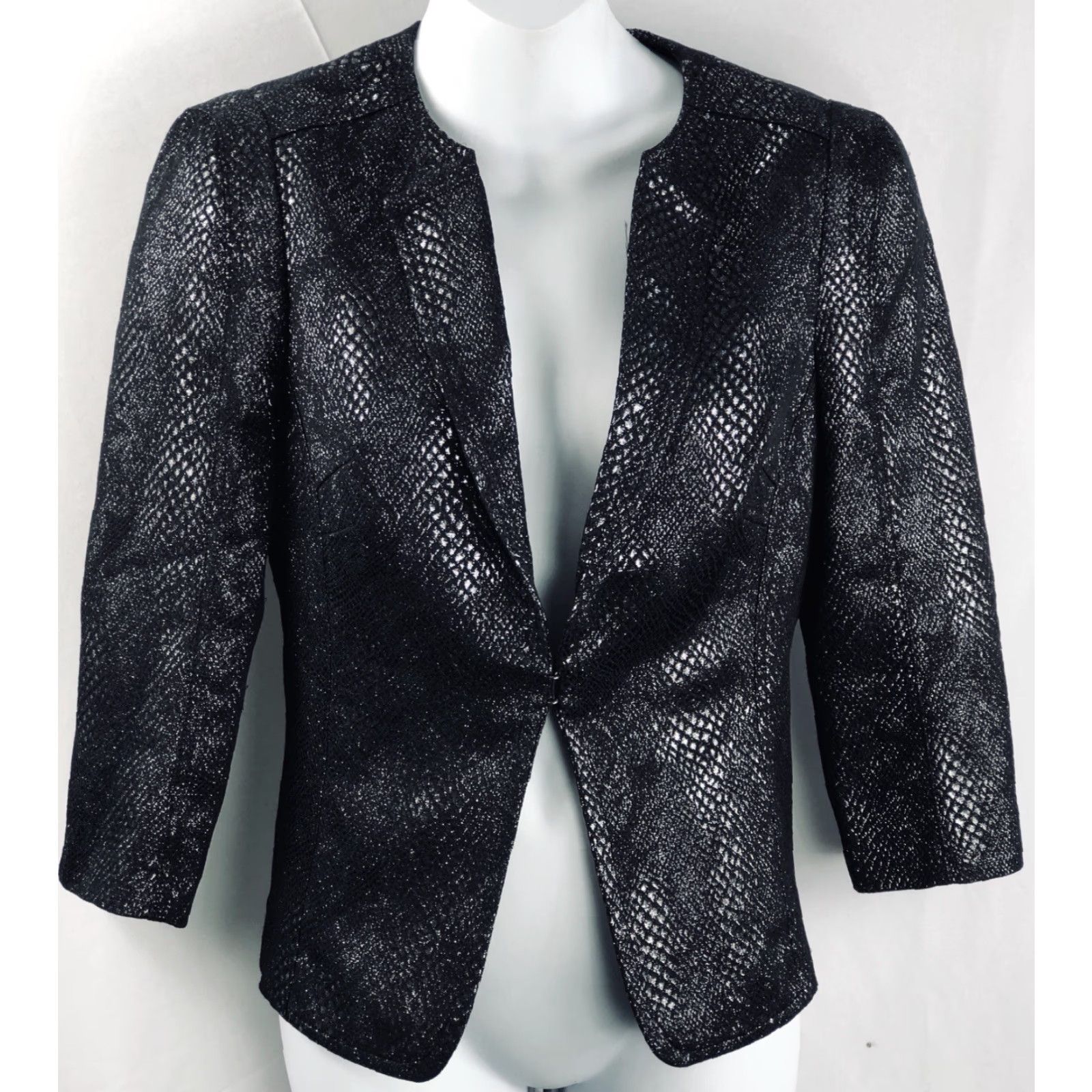 Express Express Blazer Jacket 4 Black Snake Metallic Hook Front 3/4 Sleeves Lapel Lined Size S / US 4 / IT 40 - 5 Thumbnail
