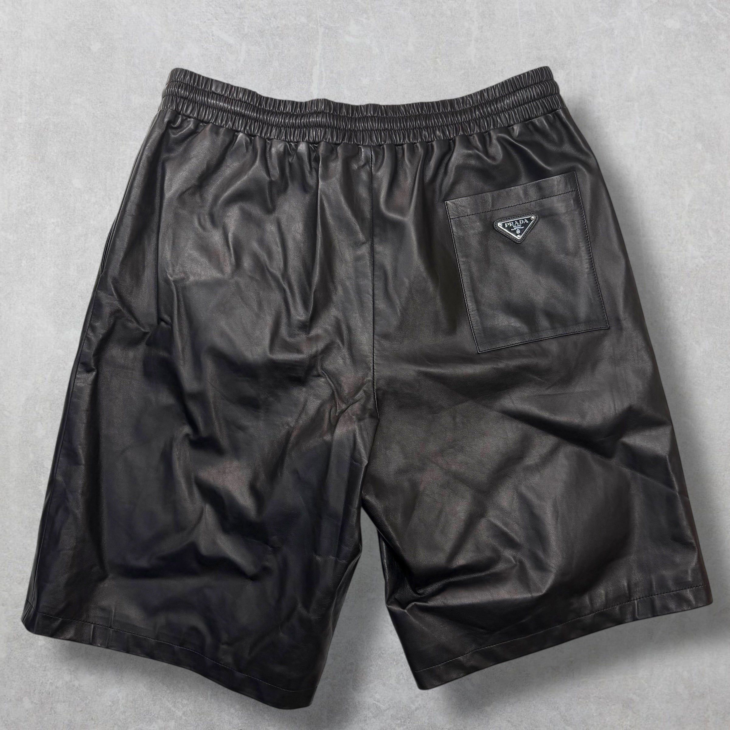 Prada Prada Nappa Leather Bermudas Black Shorts 50 (L) Size US 40 / EU 56 - 1 Thumbnail