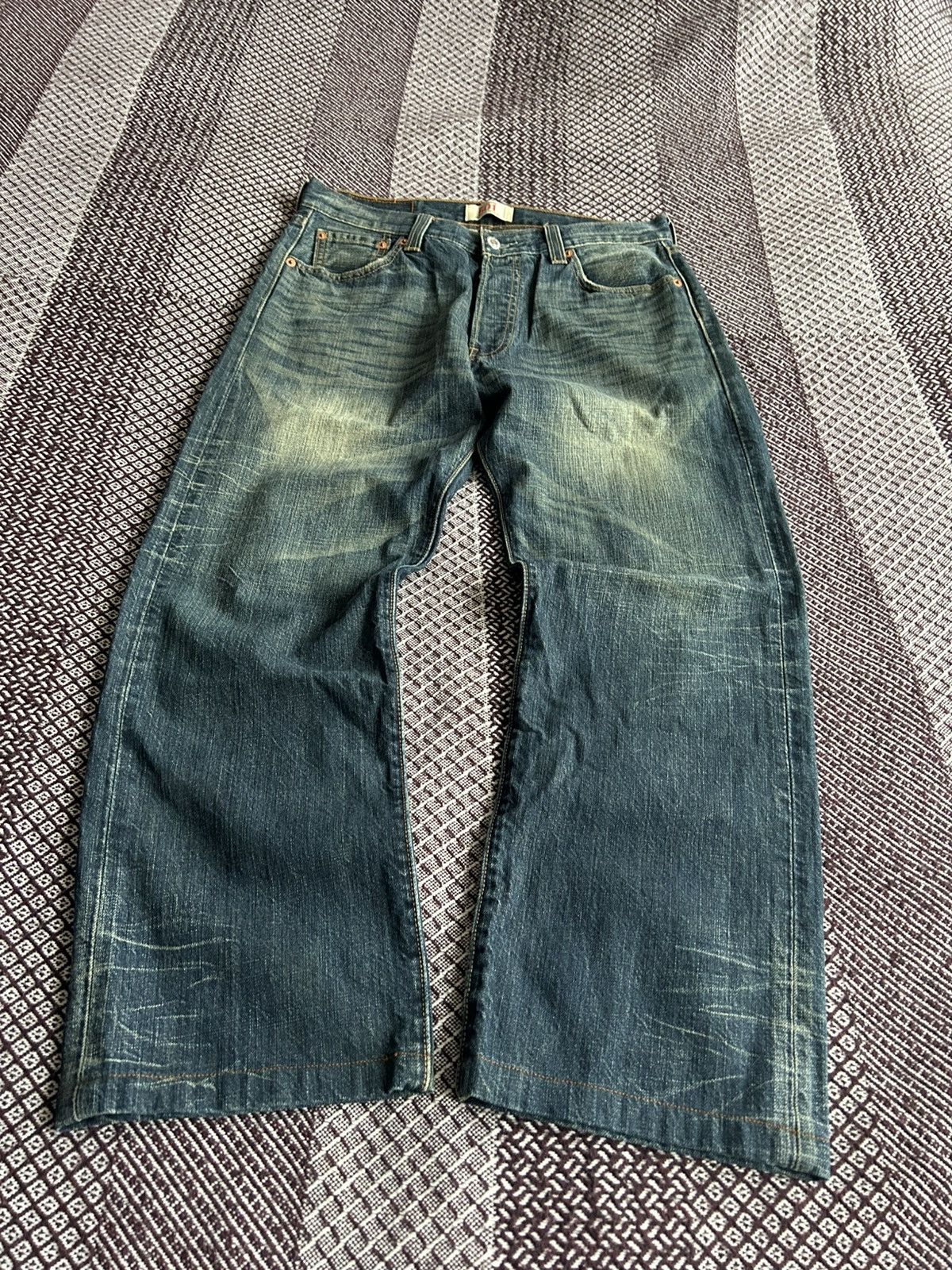 Levi's Levis 501 Mud Wash Jeans Faded Color Straight Leg Button Fly Size US 30 / EU 46 - 8 Thumbnail