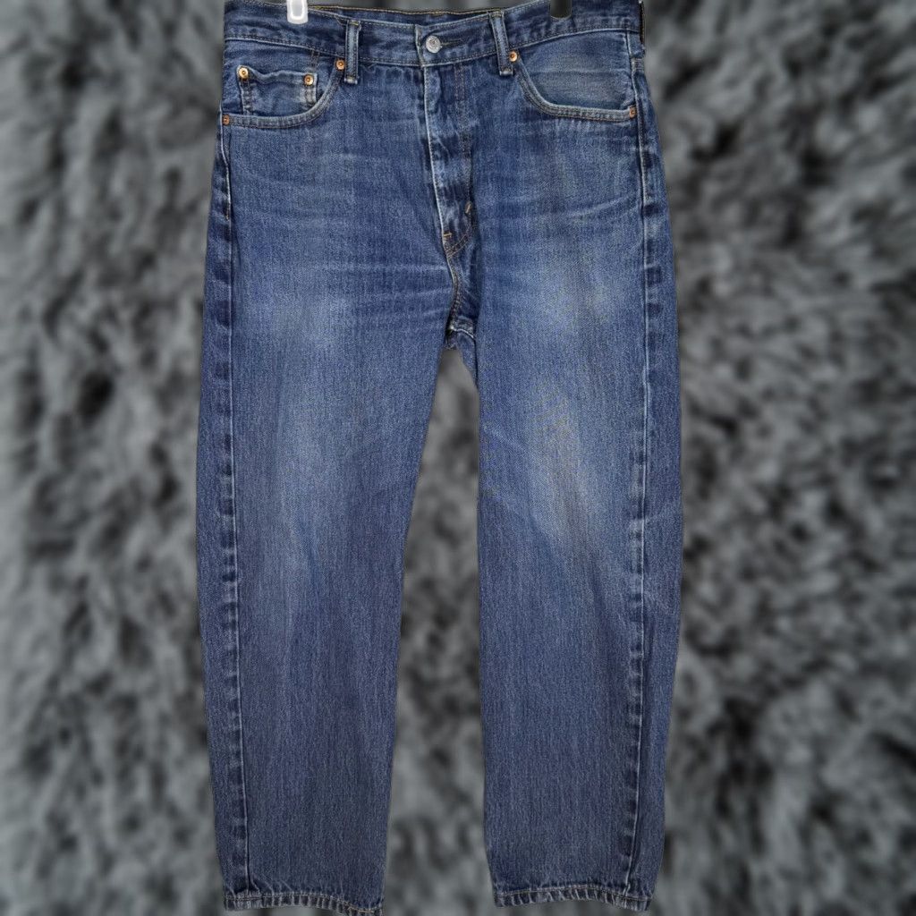 Levi's VINTAGE Levi's 550 Jeans Mens 34x30 Blue Denim Relaxed Fit Tapered Leg Mid Rise Zip Fly Size US 34 / EU 50 - 1 Thumbnail