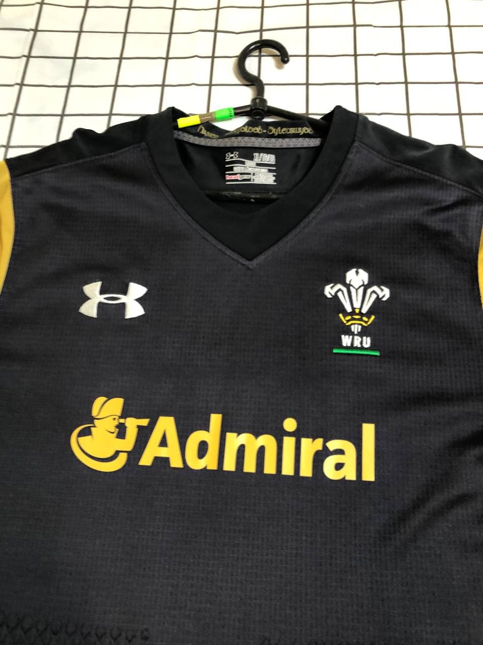 Under Armour Wales WRU Rugby Jersey Under Armour Admiral Fitted Top Size US XL / EU 56 / 4 - 9 Thumbnail