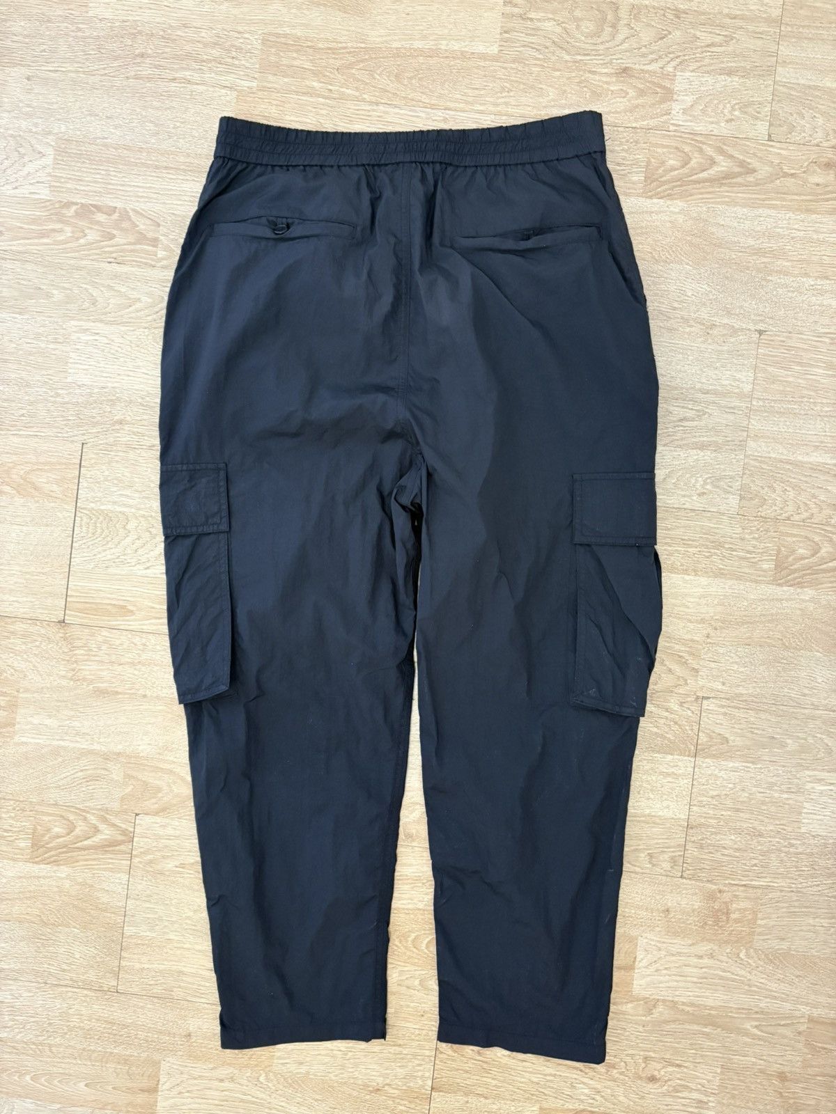 Juun.J Juun.J Black Nylon Cargo Pants Size US 32 / EU 48 - 2 Thumbnail