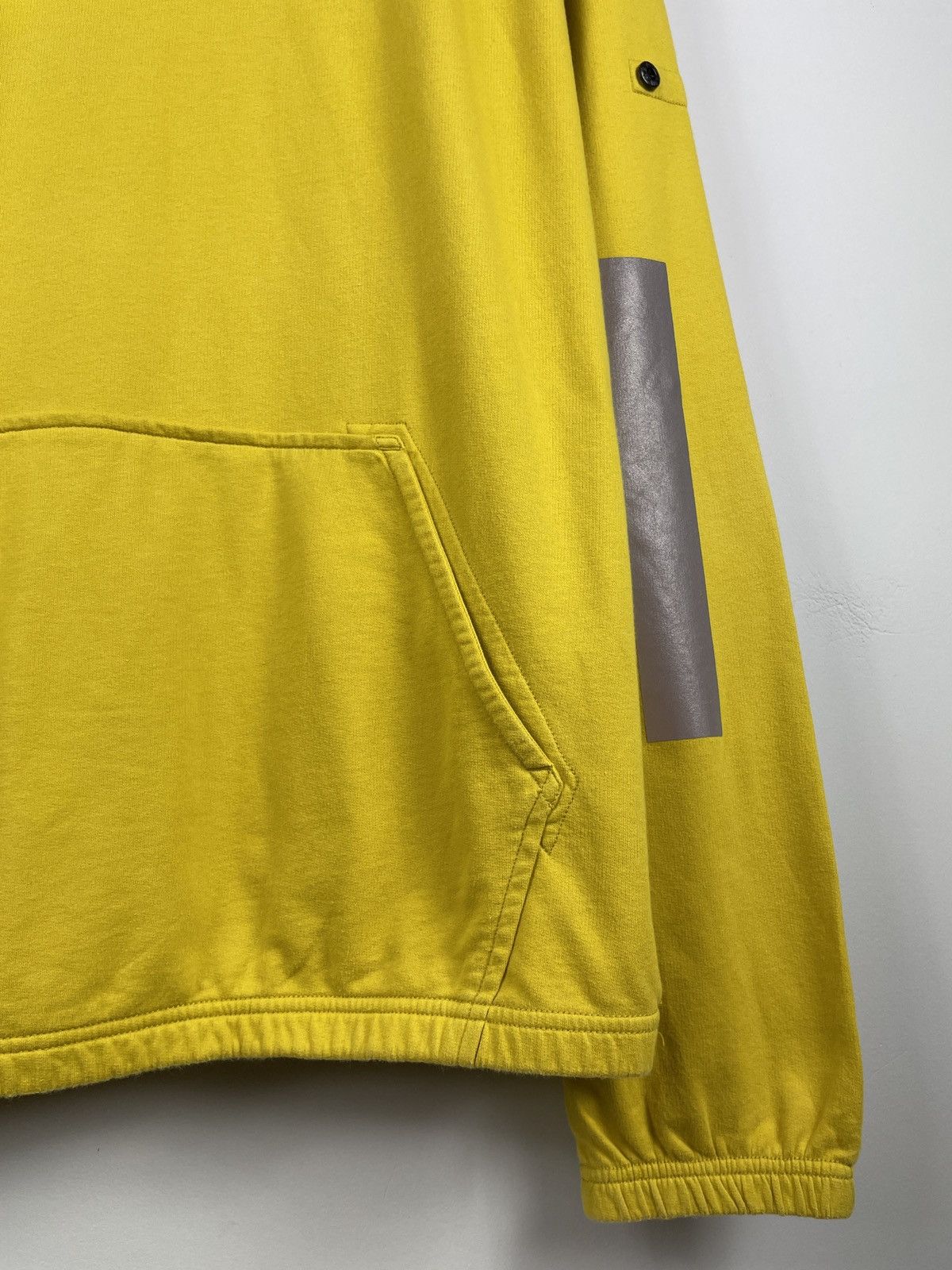 Stone Island Stone Island A/W 2018 Pouch Pocket Reflective Sweatshirt Size US L / EU 52-54 / 3 - 7 Thumbnail