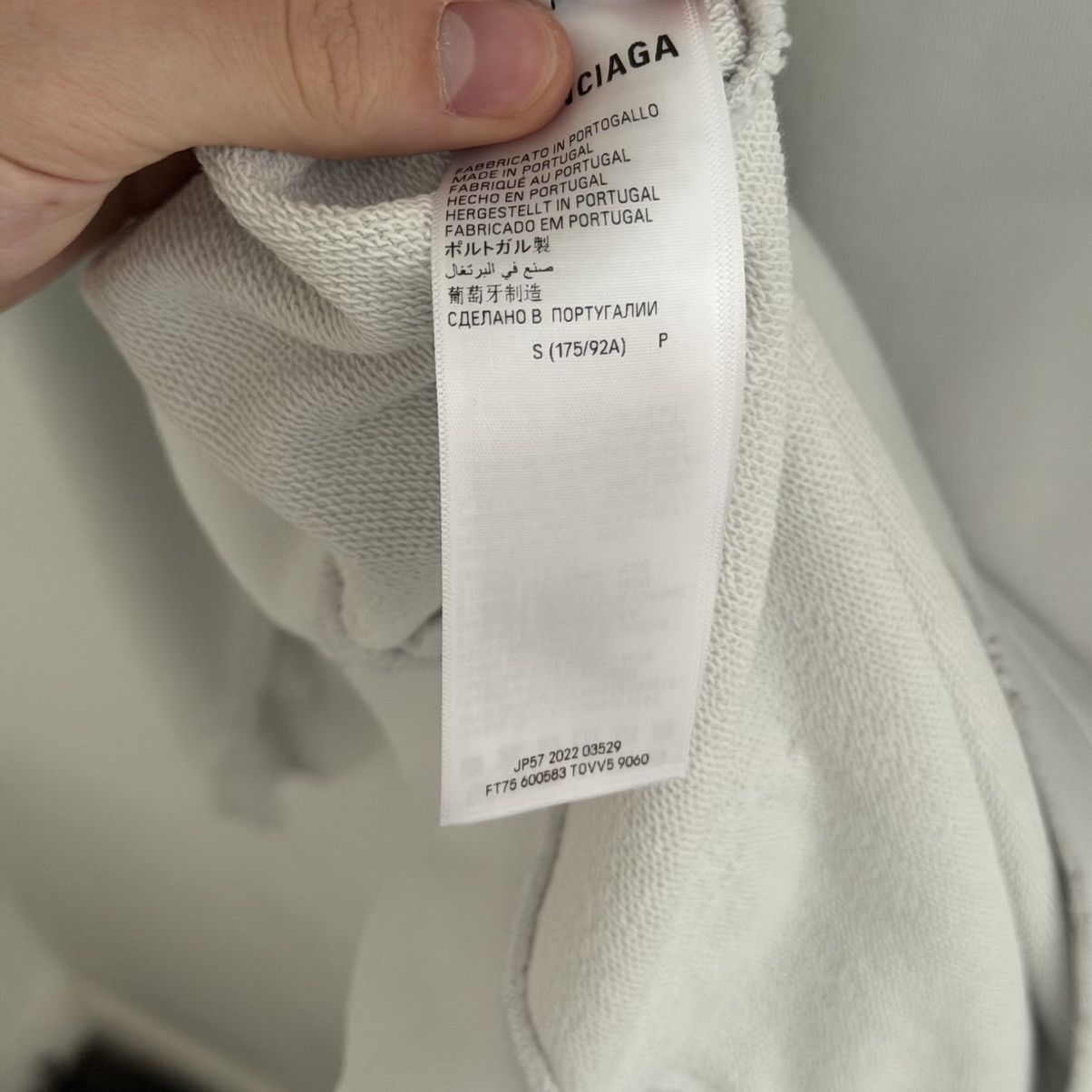 Balenciaga Balenciaga World Food Program Distressed Hoodie Size US S / EU 44-46 / 1 - 5 Thumbnail