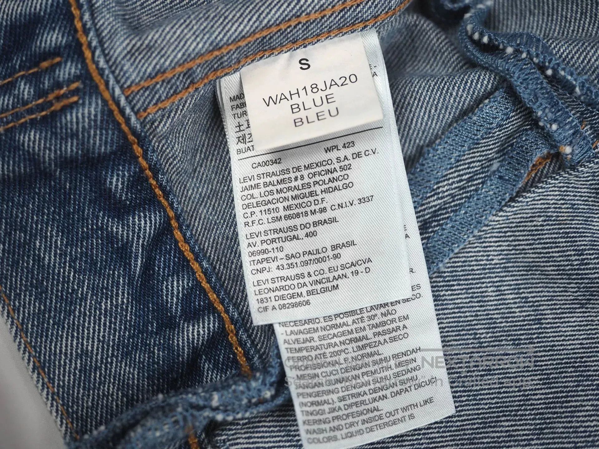 Vetements Vetements x Levis FW2017 Denim Jacket. Size US S / EU 44-46 / 1 - 9 Thumbnail