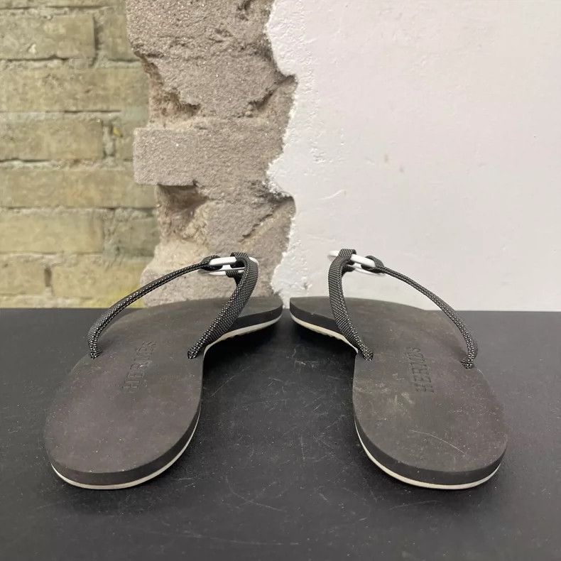 Hermes Hermes Flip Flops Size 36-2506 Size US 6 / IT 36 - 3 Thumbnail