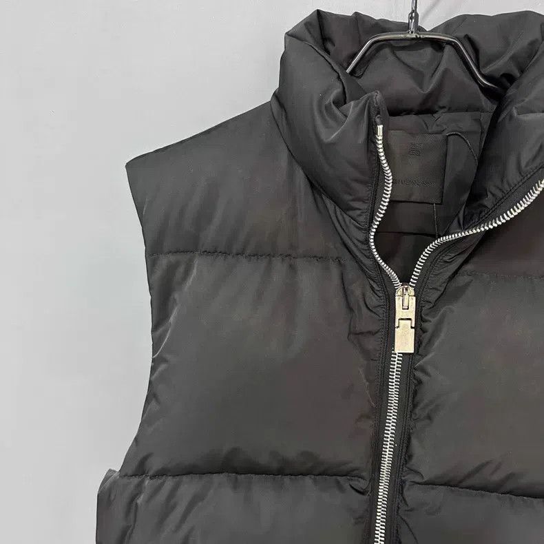 Givenchy Givenchy Solid Color Metal Detail Down Vest Size US S / EU 44-46 / 1 - 3 Thumbnail