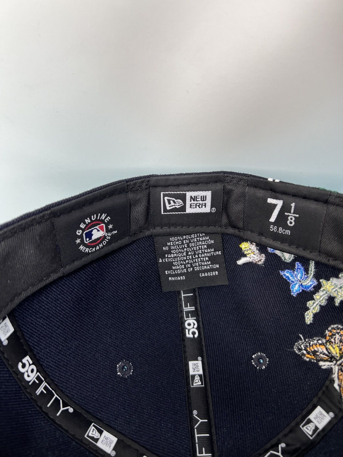 MLB Detroit New Era 59FIFTY Hat Blue Floral 7 1/8 MLB RARE Size ONE SIZE - 8 Thumbnail