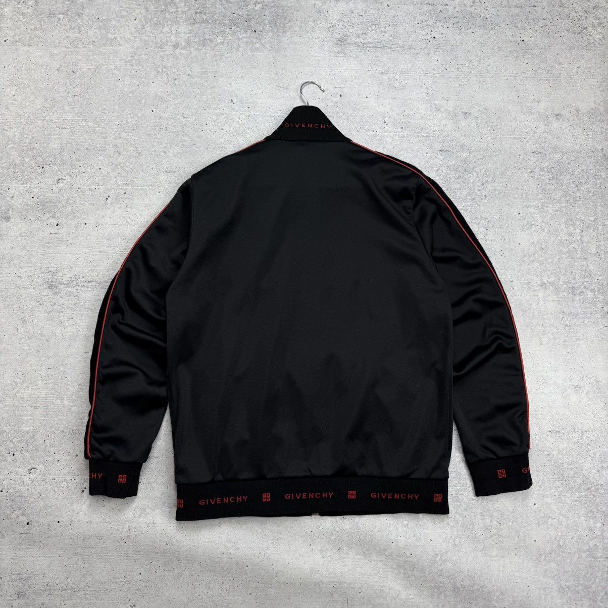 Givenchy Givenchy Tracksuit Logo Black Jacket Velvet Stripe Size L Size US L / EU 52-54 / 3 - 10 Thumbnail