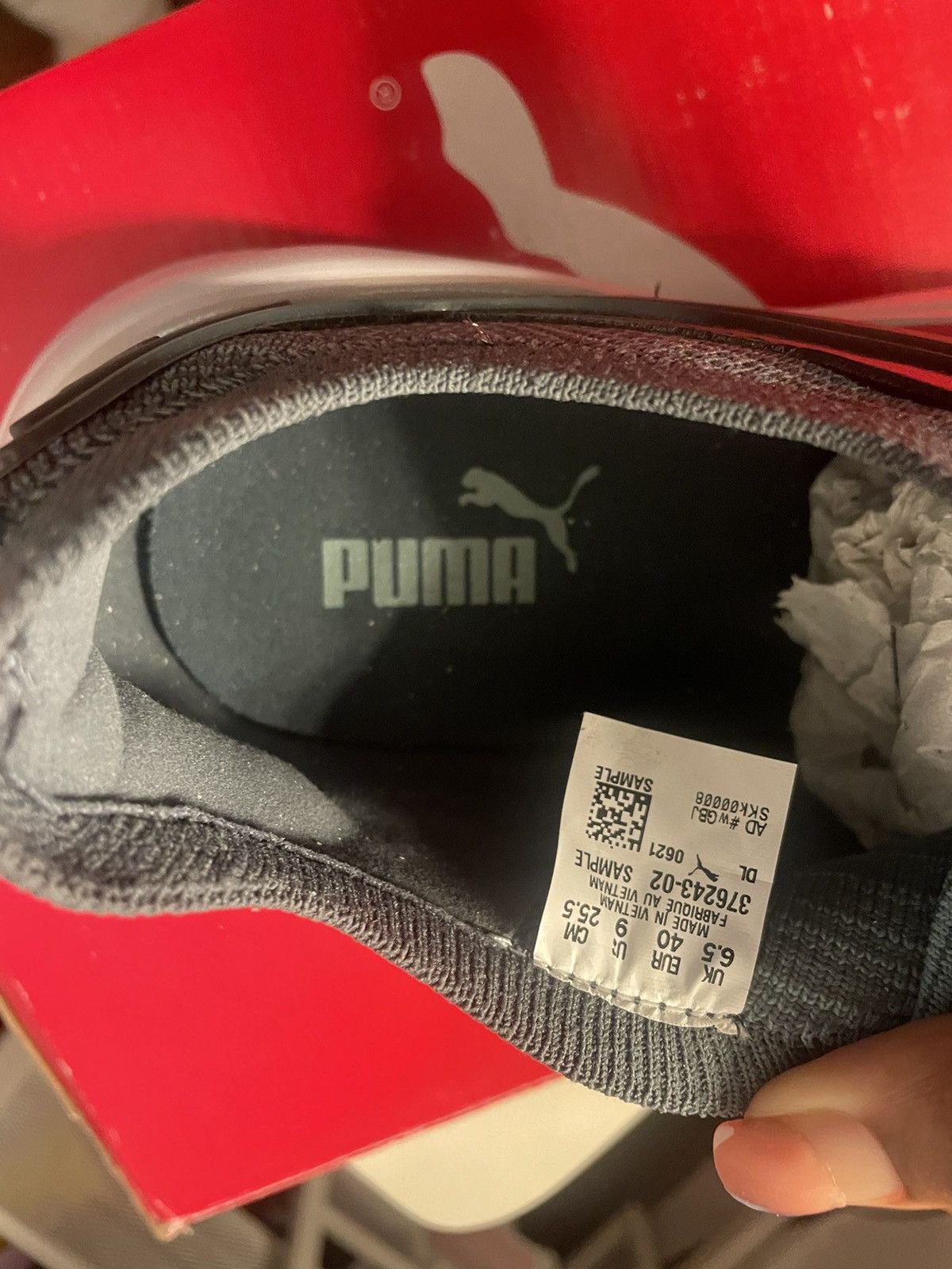 Puma Puma runners- size 9 Size US 9 / IT 39 - 5 Thumbnail