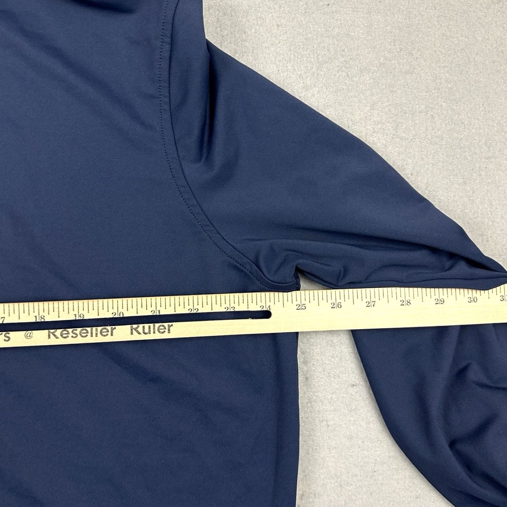 Peter Millar VINTAGE Peter Millar Sweater Men XL Navy Solid 1/4 Zip Pullover Golf Crown Logo Size US XL / EU 56 / 4 - 7 Thumbnail