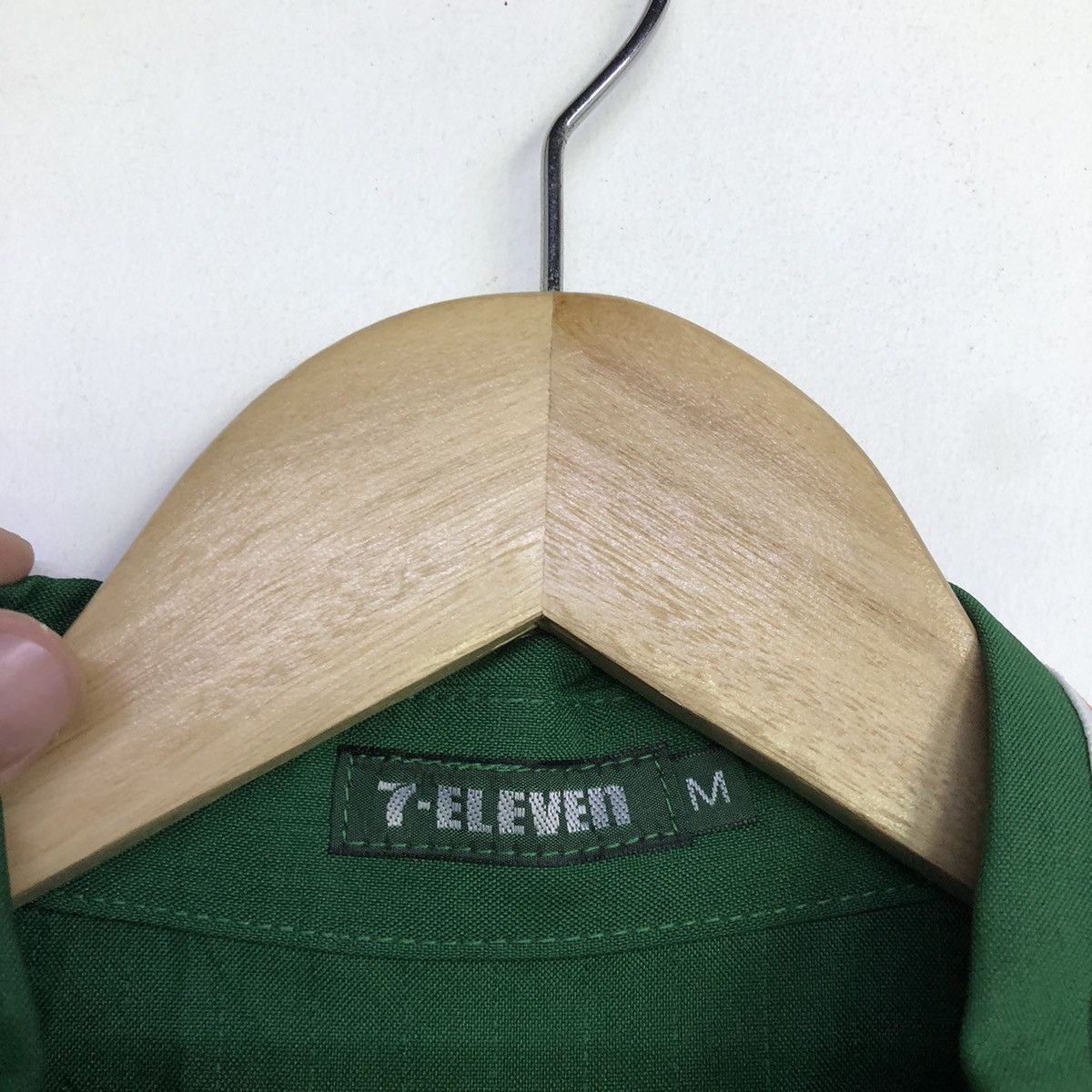 Japanese Brand Vintage 7 Eleven Japan Uniform Store Shirt Size US M / EU 48-50 / 2 - 10 Thumbnail