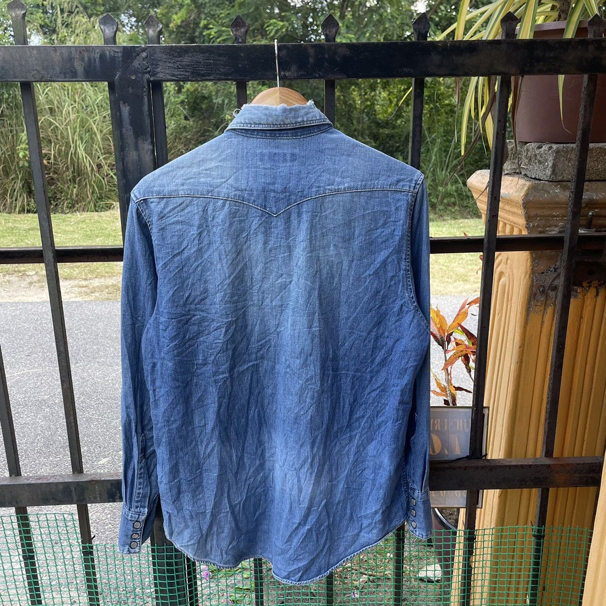 Lee × Vintage 🔥🔥Lee Stoned Wash Double Pocket Ripped Western Denim Shirts Size US L / EU 52-54 / 3 - 2 Thumbnail