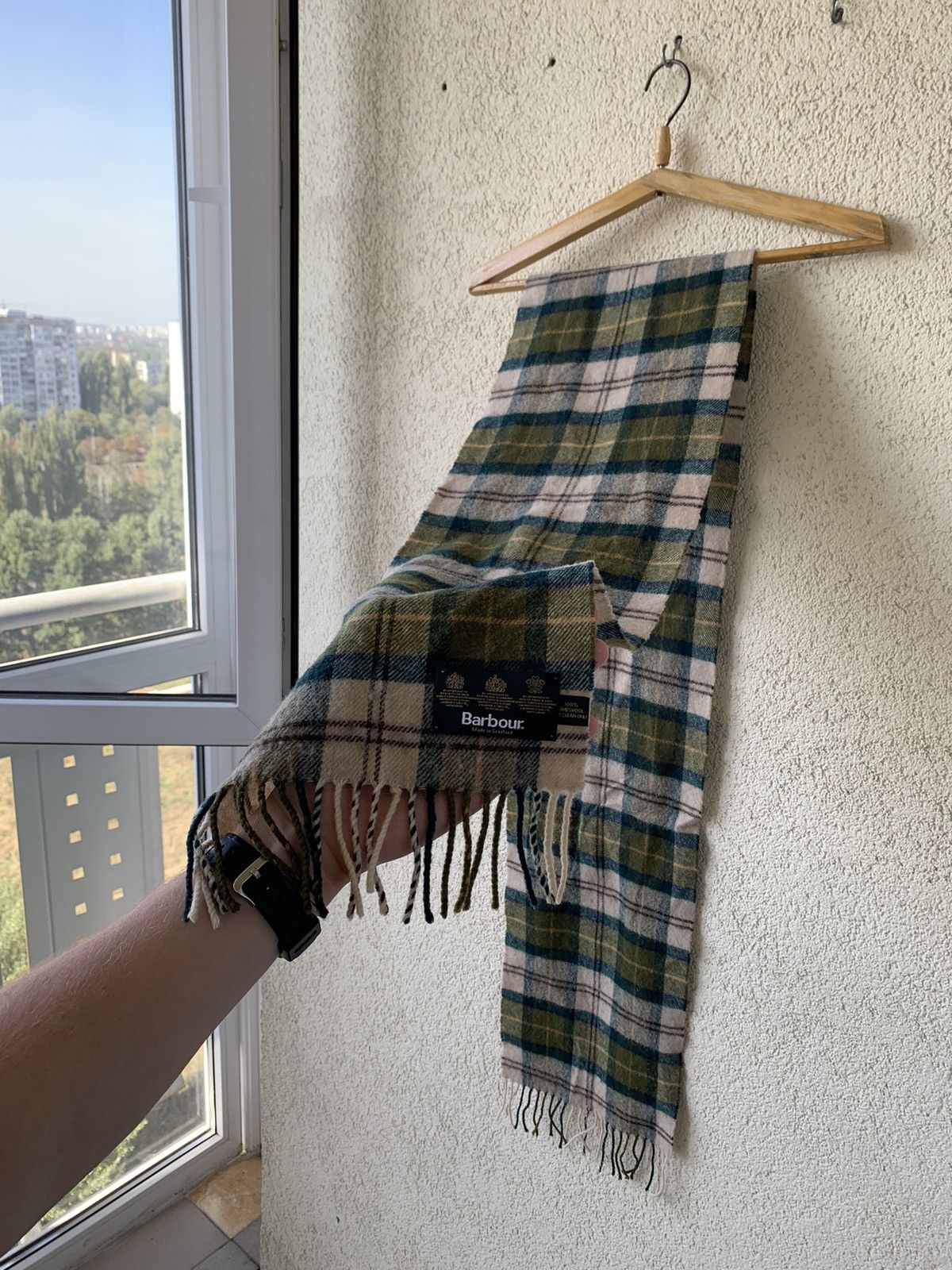 Barbour Vintage Barbour Scarf Wool Size ONE SIZE - 1 Thumbnail