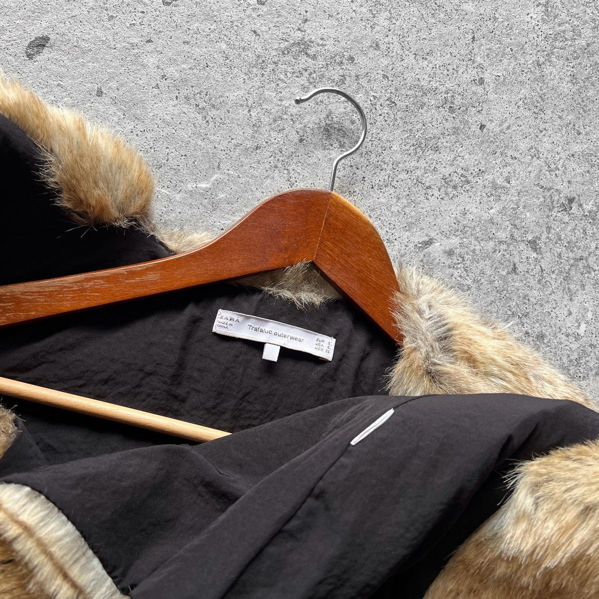 Designer × Zara ZARA Trafaluc Outerwear Faux Fur Vest Mid-Length Jacket Size S / US 4 / IT 40 - 5 Thumbnail