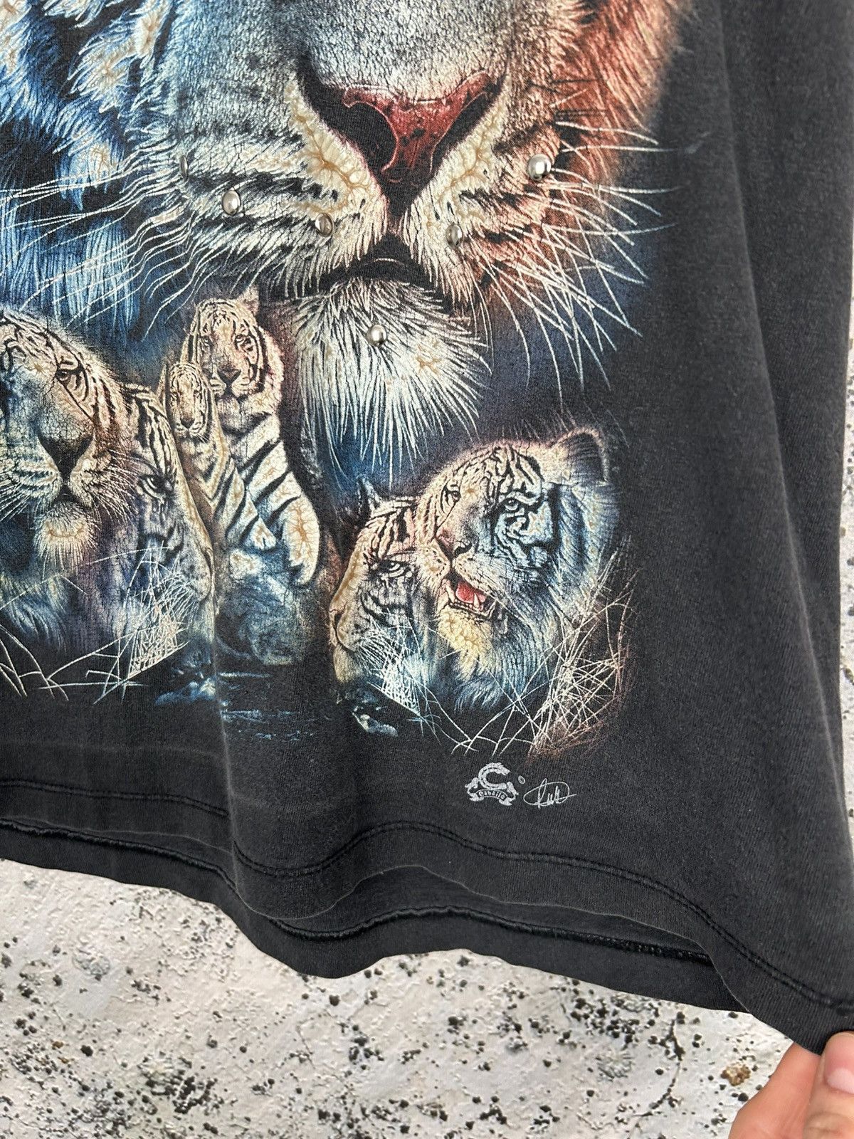Vintage Vintage Tigers Graphic Animal Tee Grunge Punk Rock Y2K Size US M / EU 48-50 / 2 - 3 Thumbnail