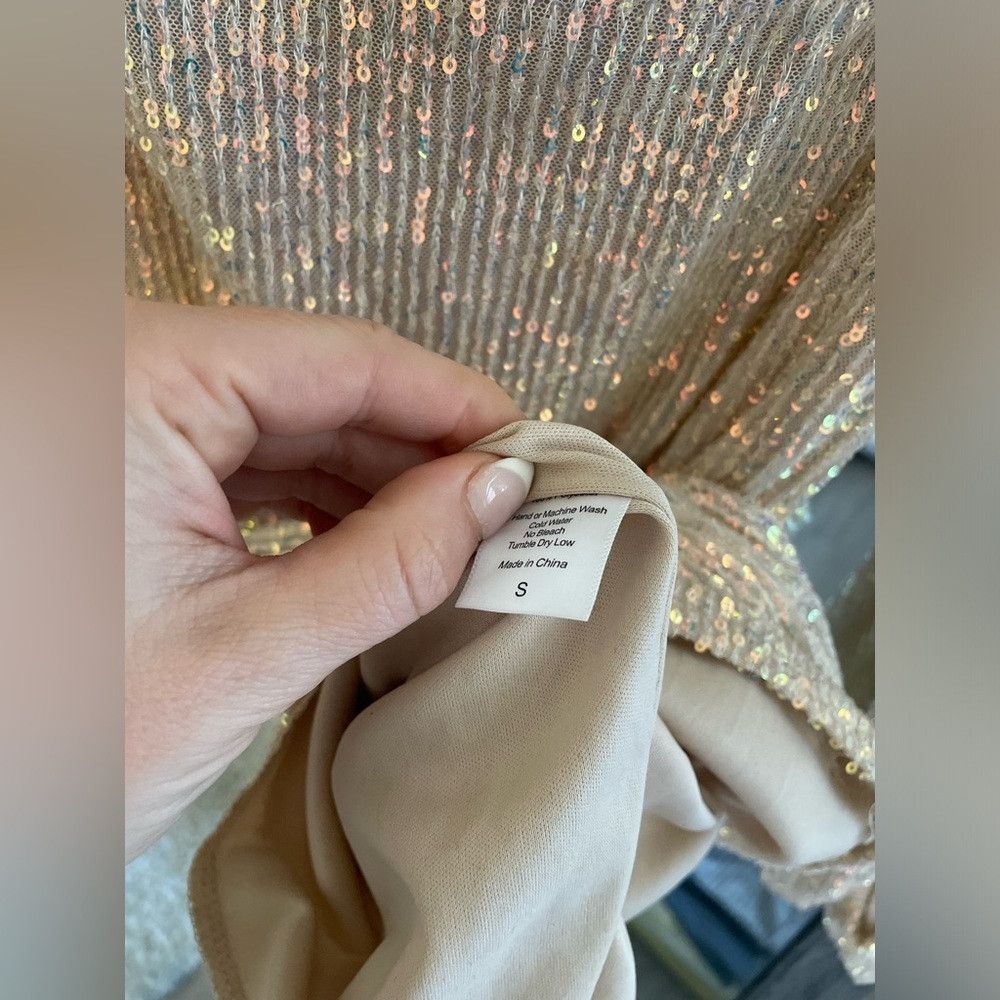 Other Lucy in the sky gold sequin long sleeve mini dress Size S / US 4 / IT 40 - 3 Thumbnail