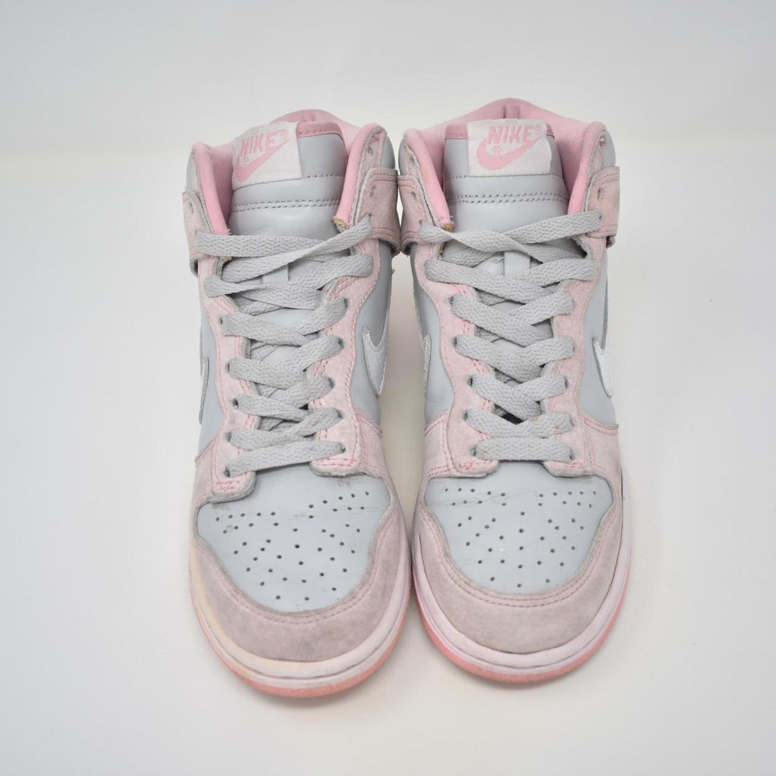 Nike 2004 Nike Dunk High “Real Pink" Size US 6 / IT 36 - 2 Thumbnail