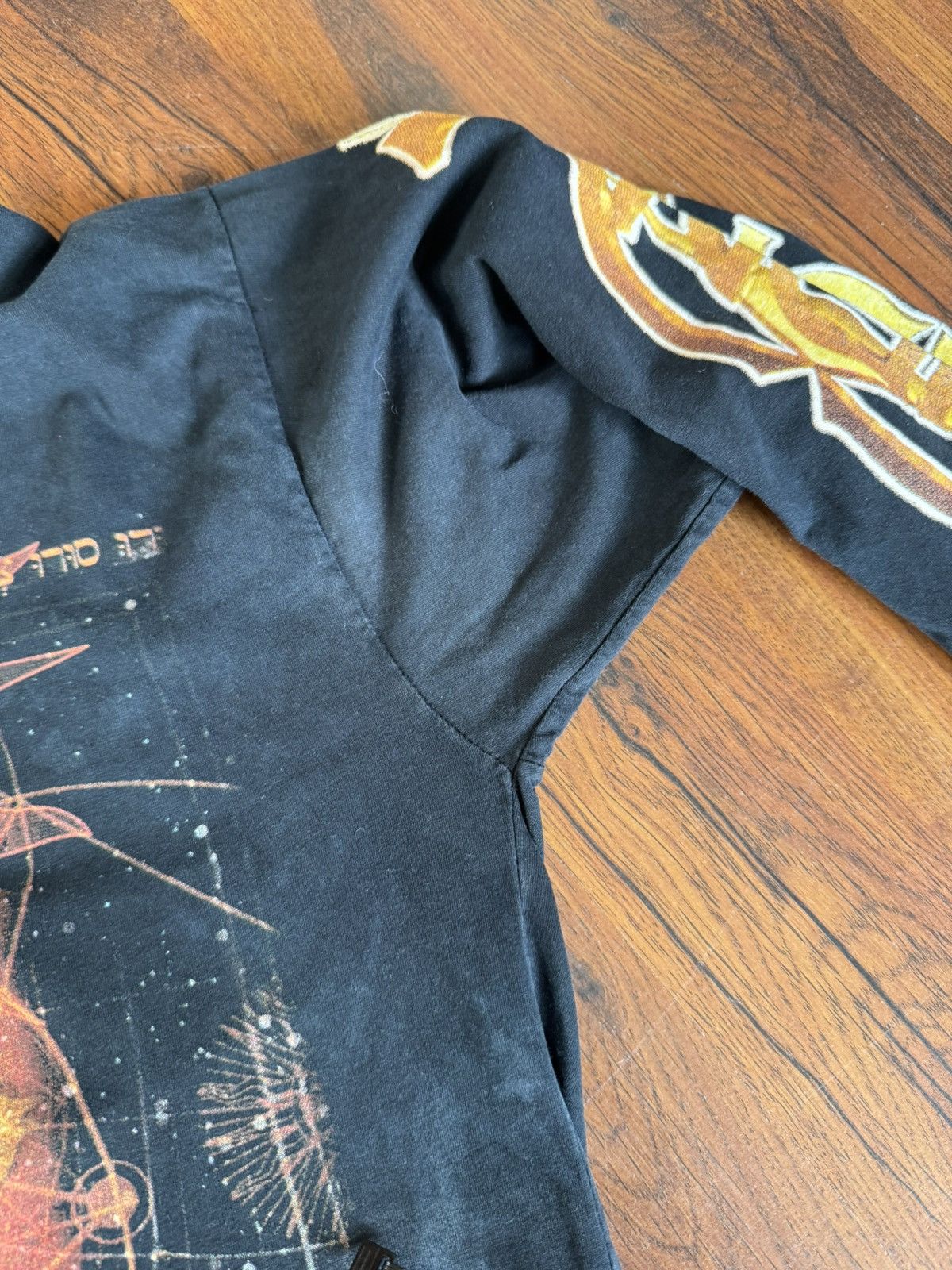 Band Tees Vintage 00s Angra temple of shadows power Metal Band Tshirt Size US M / EU 48-50 / 2 - 12 Thumbnail