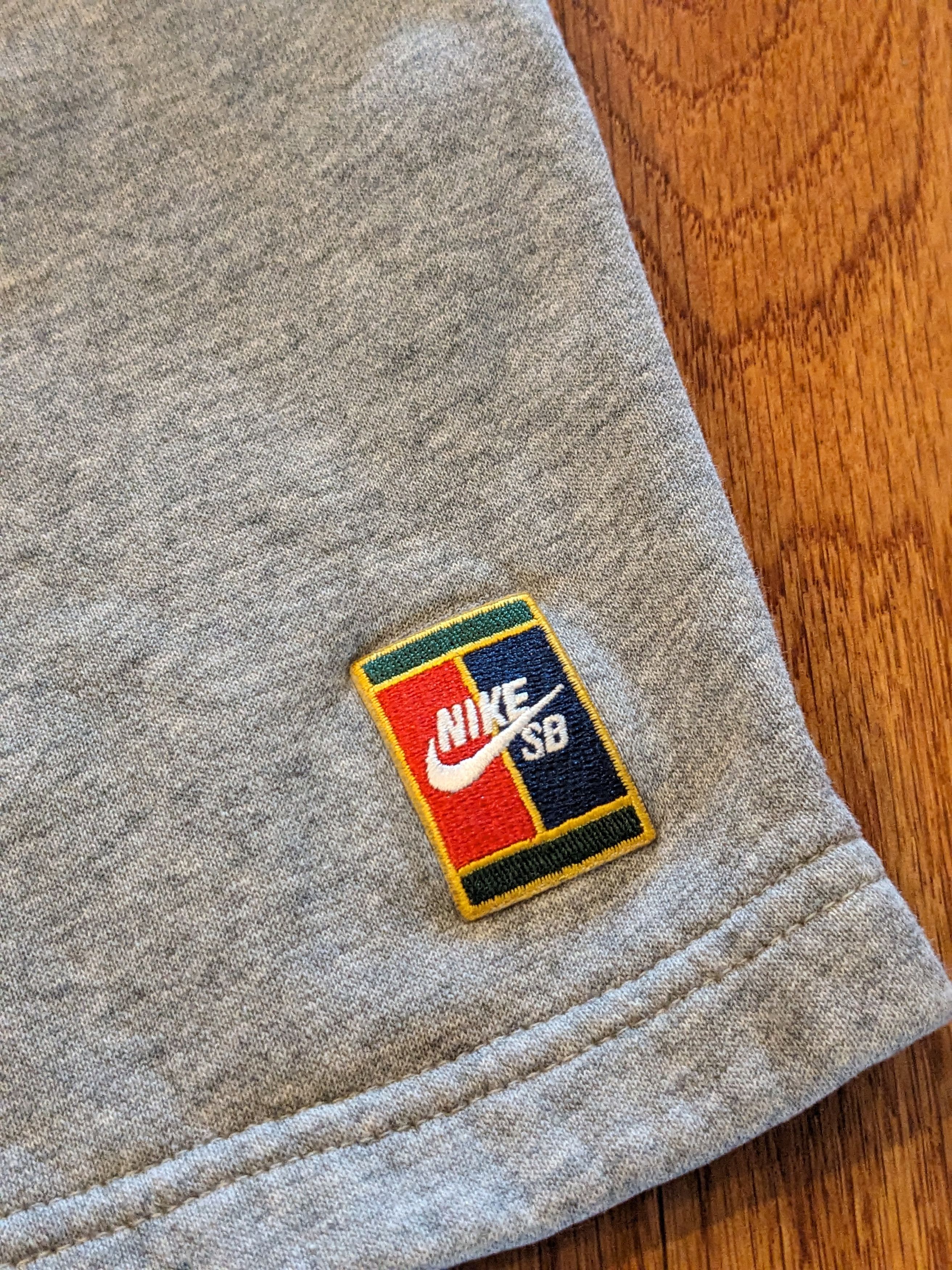 Nike SB Nike SB Court Fleece Skate Gray Medium Sweatpants Shorts Size US 30 / EU 46 - 2 Thumbnail