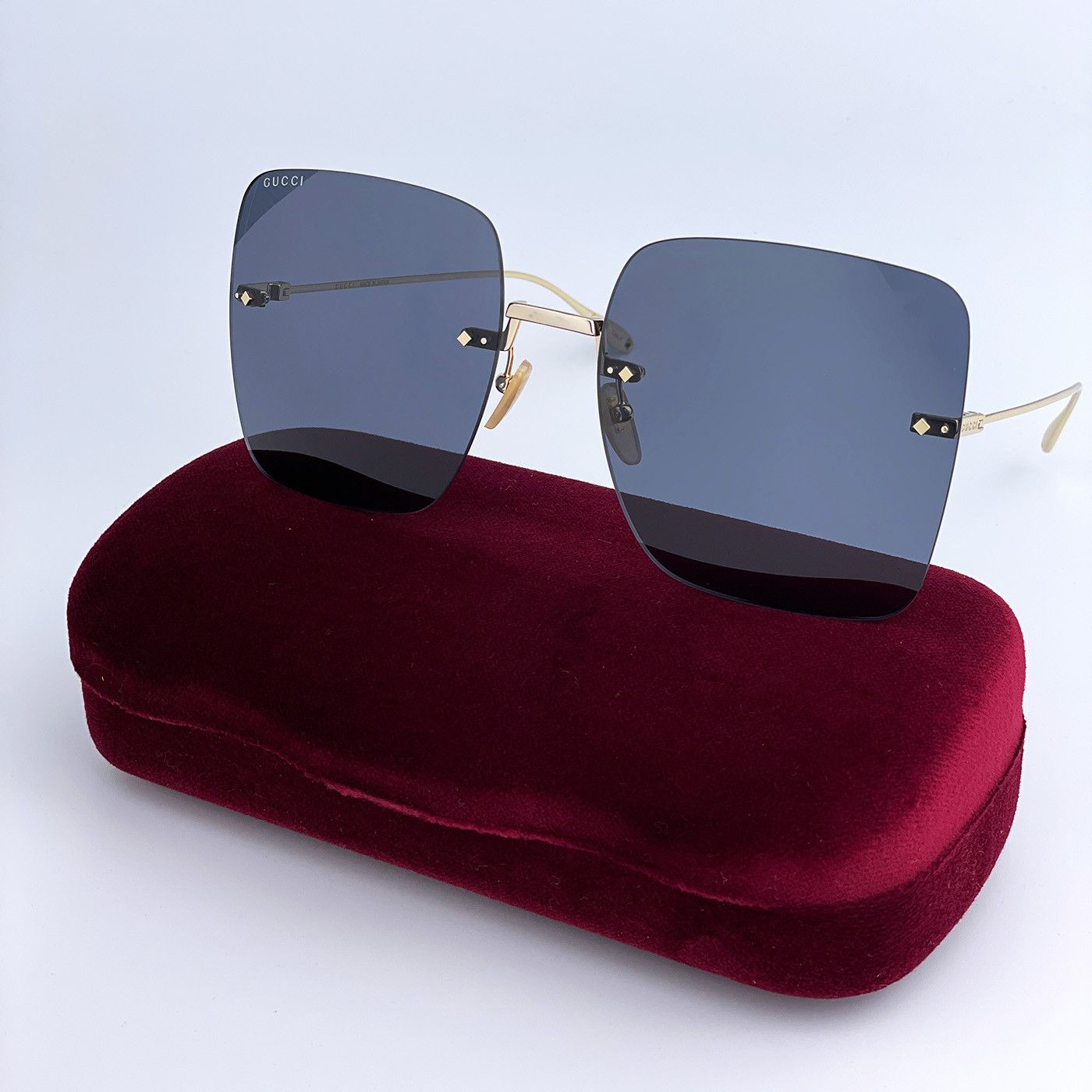 Gucci NEW GUCCI GG1147S 001 Butterfly Oversized Women Sunglasses Size ONE SIZE - 1 Thumbnail