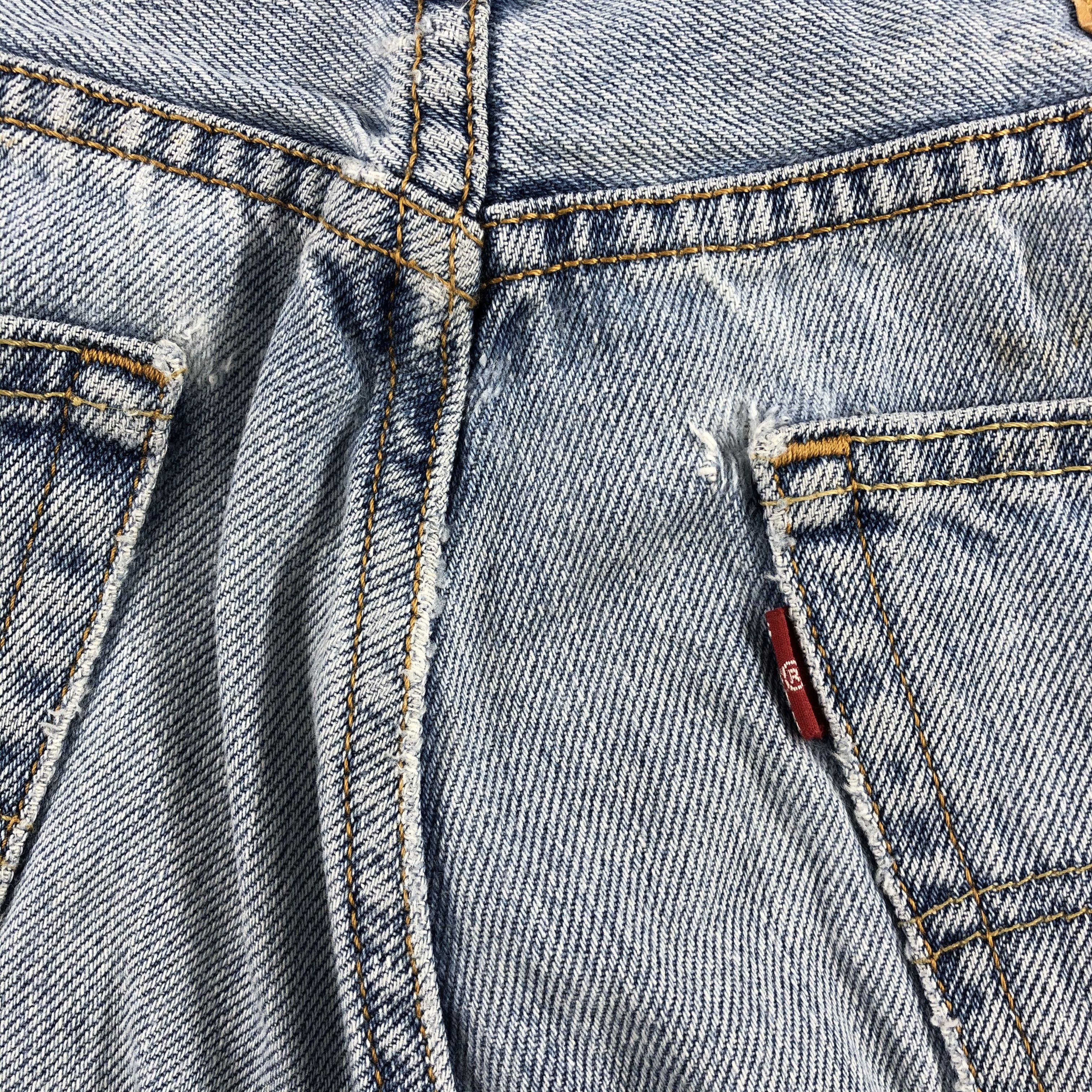 Levi's Vintage Light Wash Levis 505 Jeans-J1536 Size US 33 - 8 Thumbnail