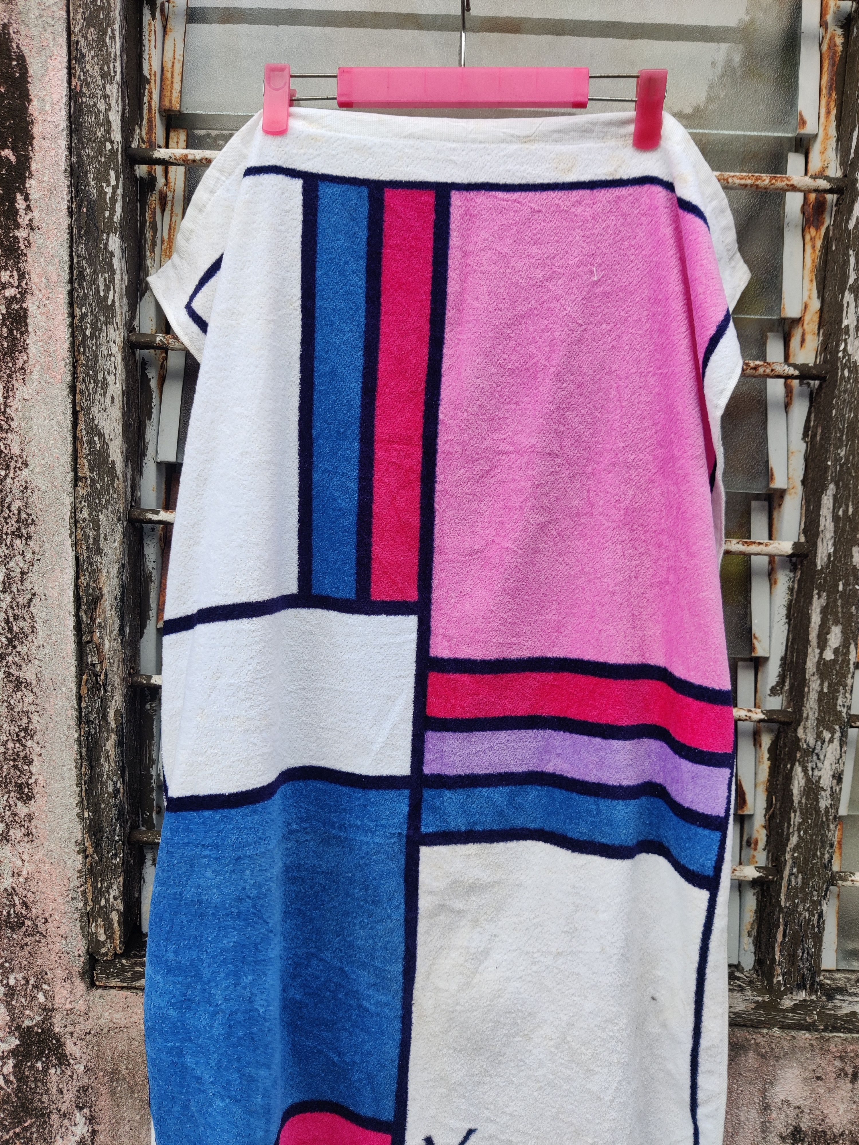 Vintage Vintage Yves Saint Lauren YSL Multicolour Towel Size ONE SIZE - 4 Thumbnail