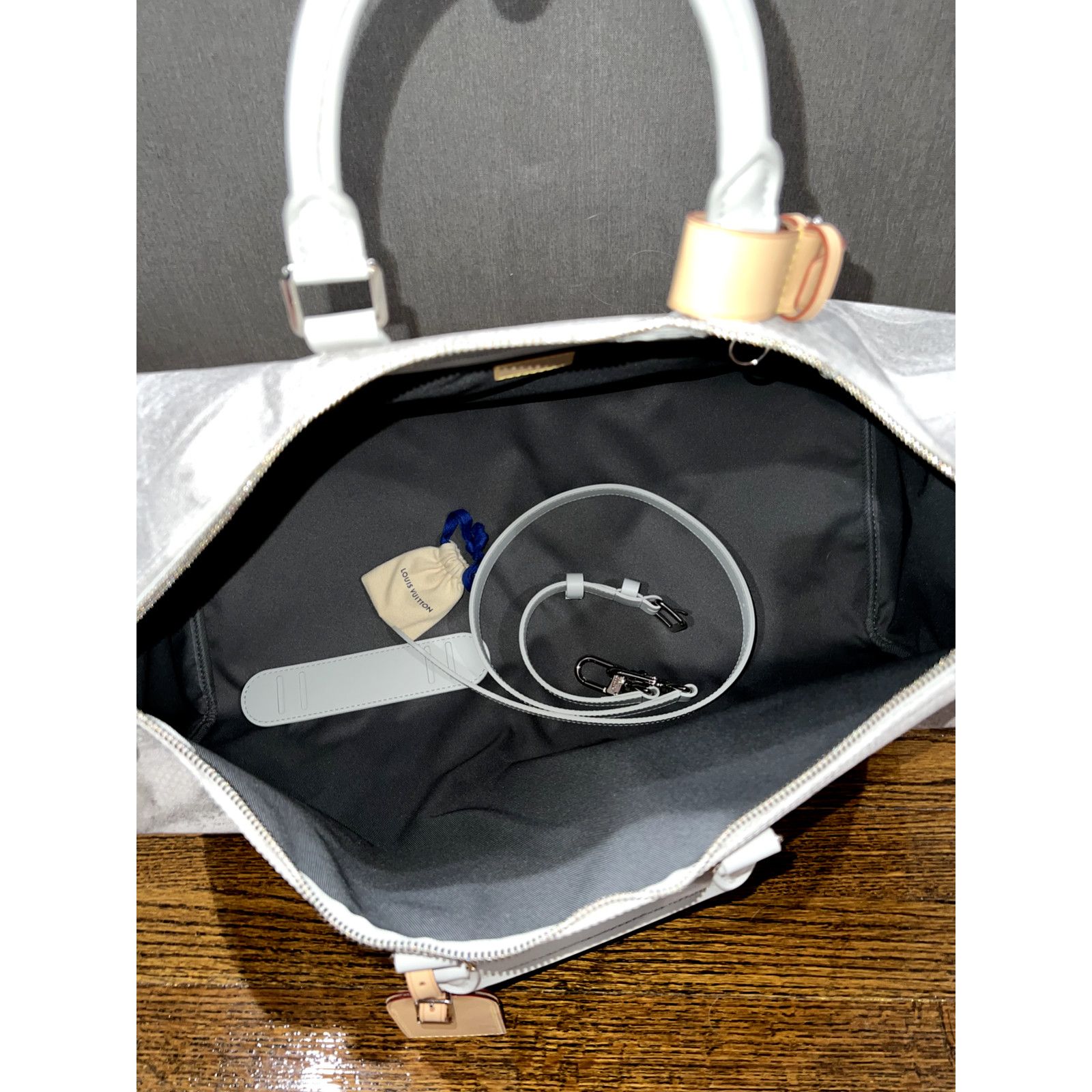 Louis Vuitton Louis Vuitton Keepall Bandouliere Logo Weekend Travel Bag Size ONE SIZE - 10 Thumbnail