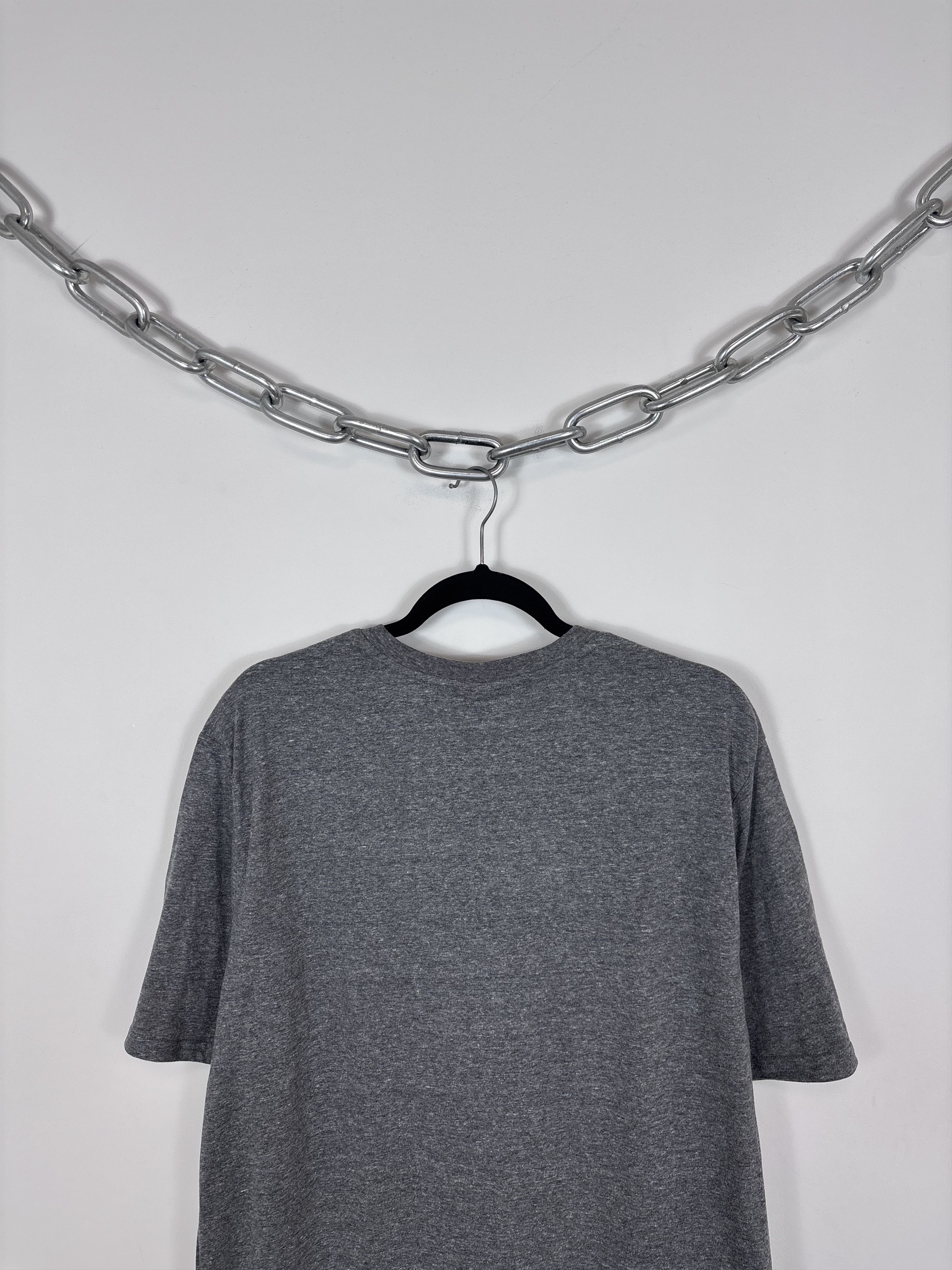 Oakley Oakley Military Channel NWT Men’s Athletic Heather Grey Tee Size US XL / EU 56 / 4 - 19 Thumbnail