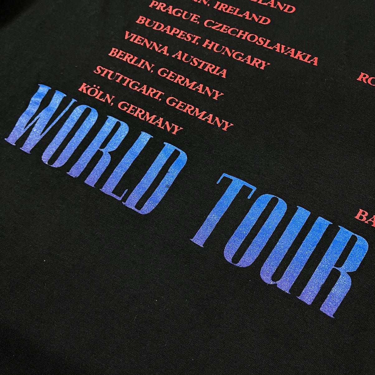 Band Tees × Vintage Vintage Guns N Roses rare Coma Tour rock band tee 1992 Size US L / EU 52-54 / 3 - 10 Thumbnail