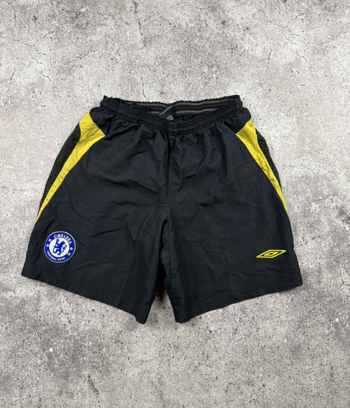 Chelsea Soccer Vintage Umbro Chelsea Shorts Soccer distressed Baggy 90s Size US 30 / EU 46 - 1 Thumbnail