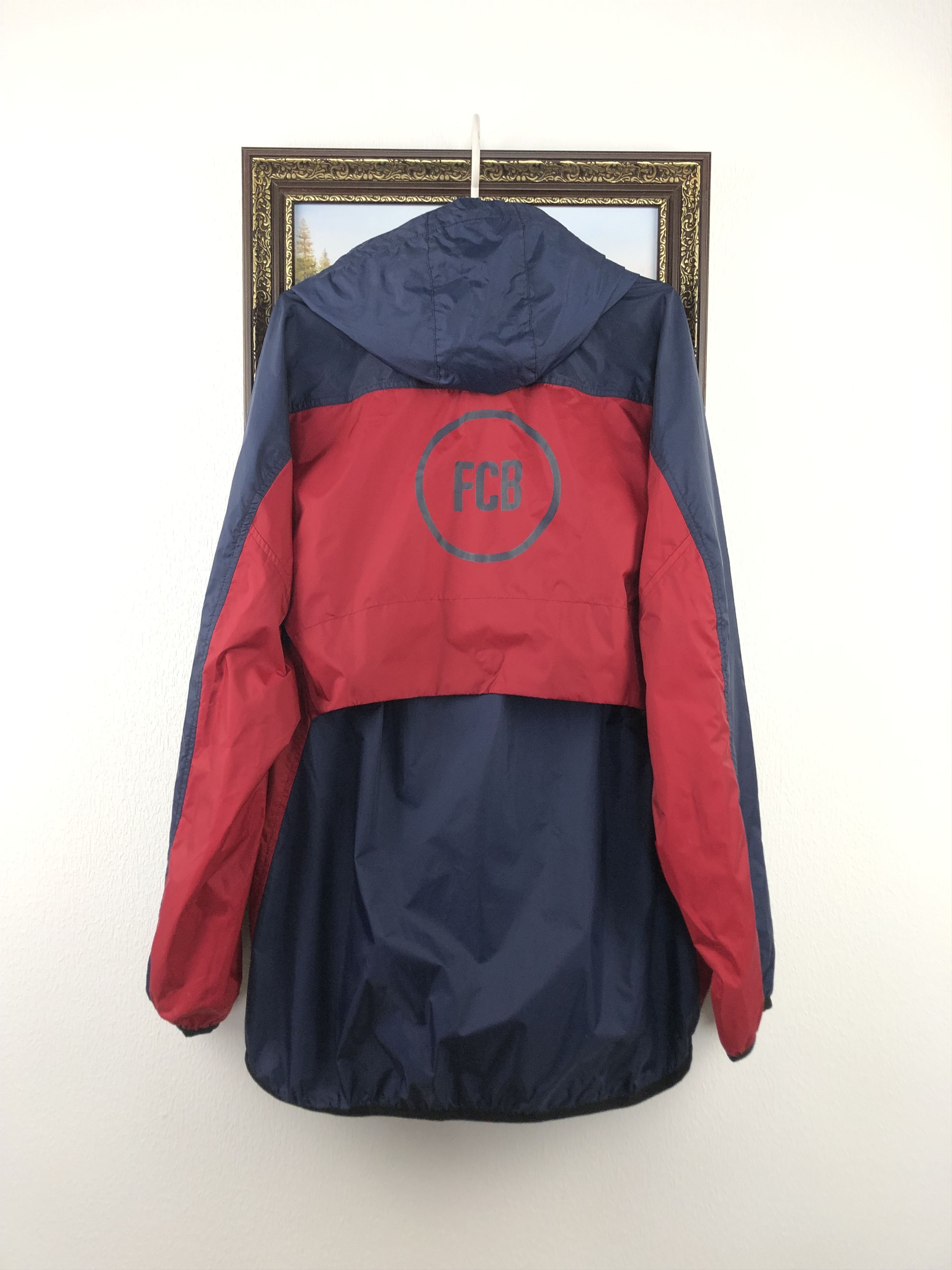 Vintage Vintage Barcelona Football Jacket Soccer Windbreaker Track Size US XL / EU 56 / 4 - 15 Thumbnail