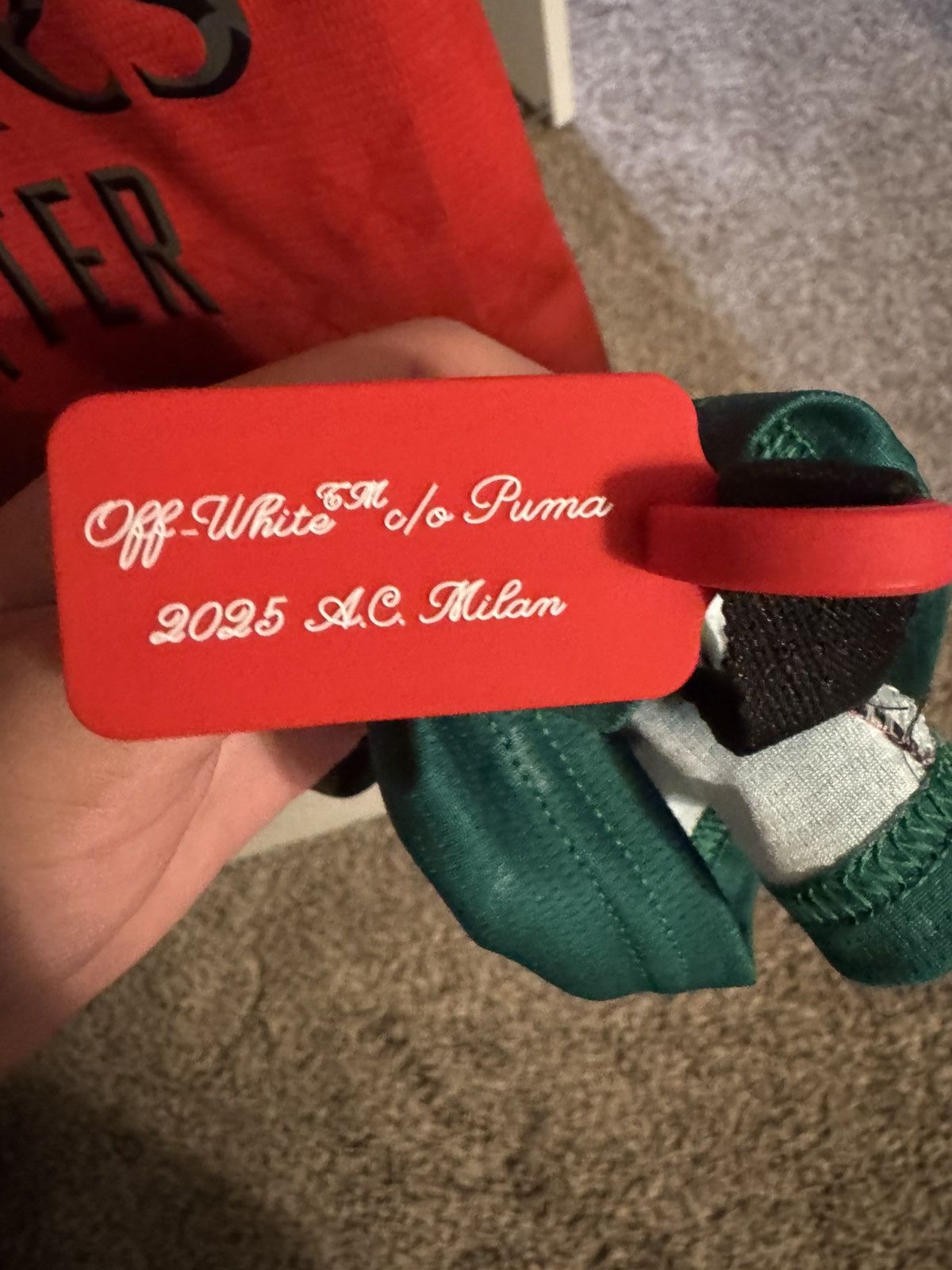 Off-White × Puma OFF-WHITE x AC Milan x Puma 2025 jersey Size US S / EU 44-46 / 1 - 4 Thumbnail