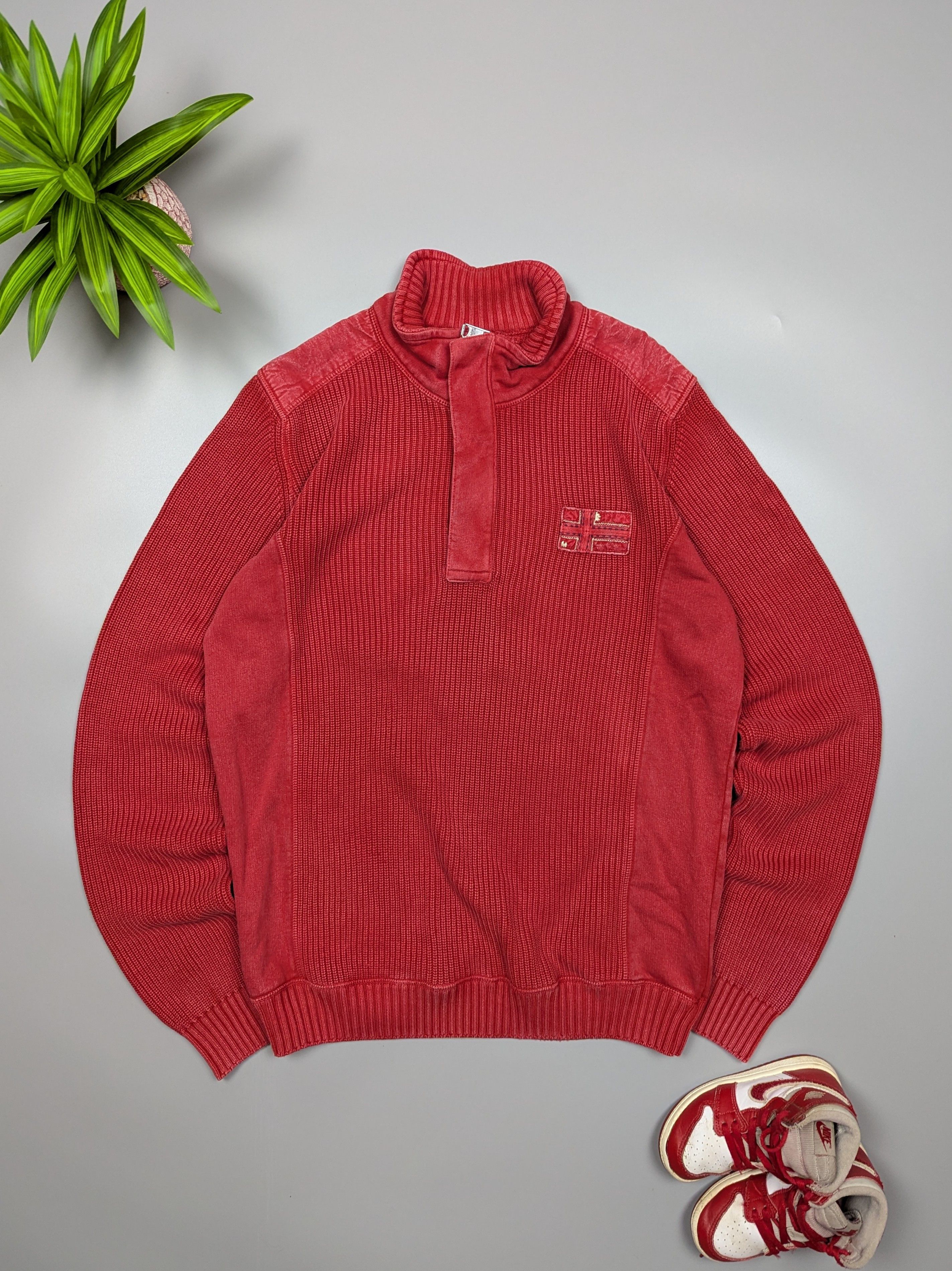 NAPAPIJRI Men’s Distressed 1/4 Zip Knitted Sweater