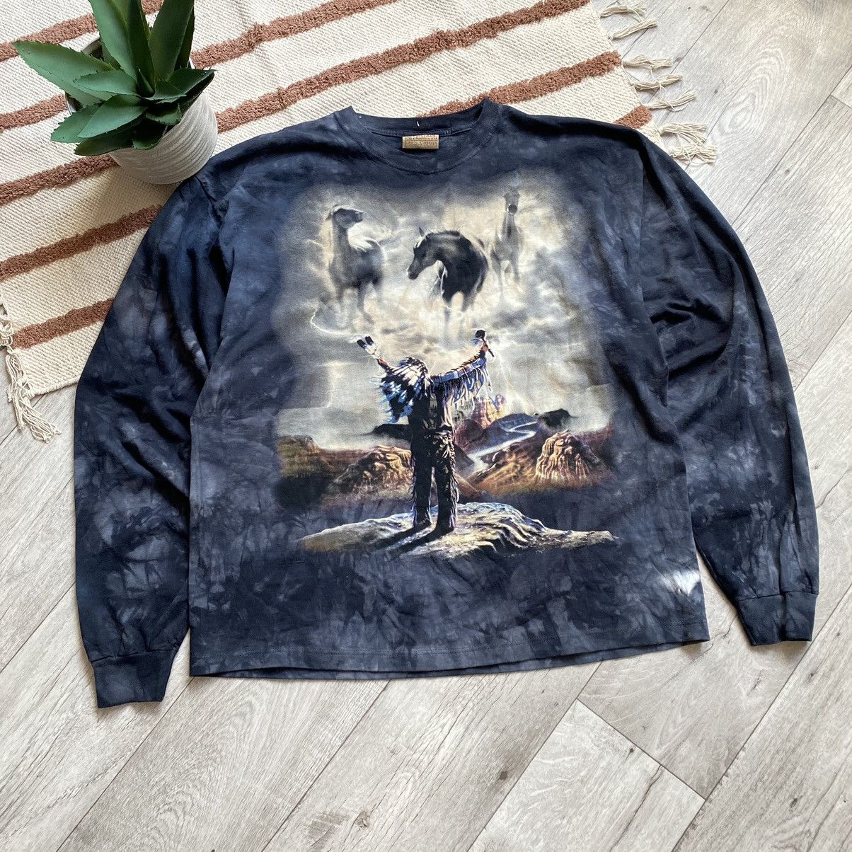 The Mountain VINTAGE THE MOUNTAIN INDIAN AND HORSES PRINT LONG SLEEVE Size US XXL / EU 58 / 5 - 1 Thumbnail