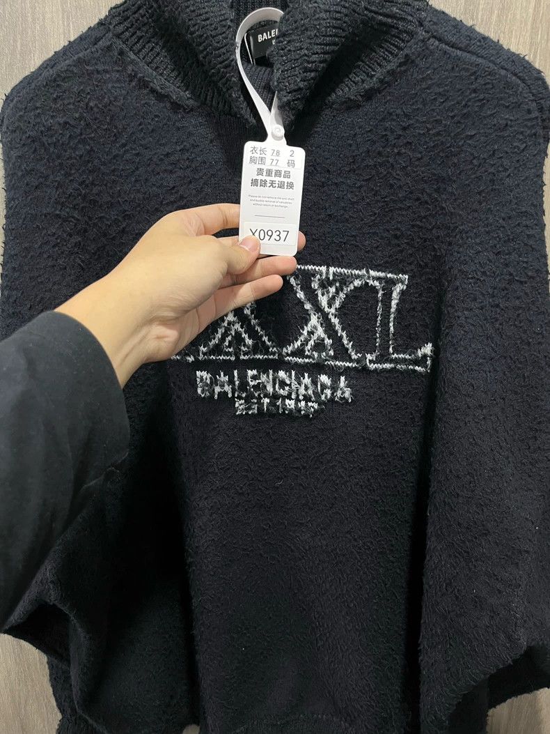 Balenciaga Balenciaga Sweater Size US M / EU 48-50 / 2 - 6 Thumbnail