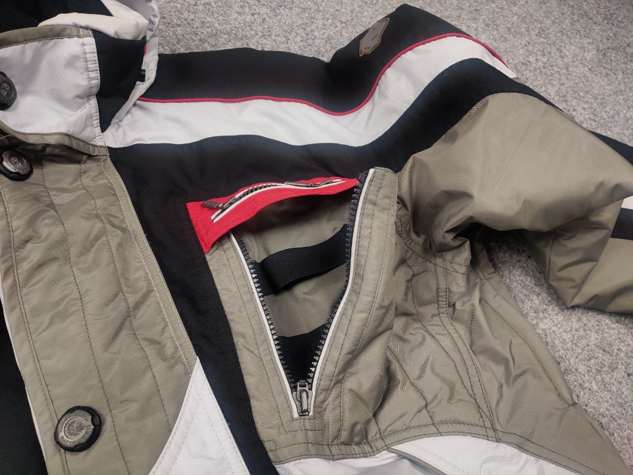 Descente Vintage Descente Airdrive Ski Zipper Hooded Jacket Logo Size US S / EU 44-46 / 1 - 14 Thumbnail
