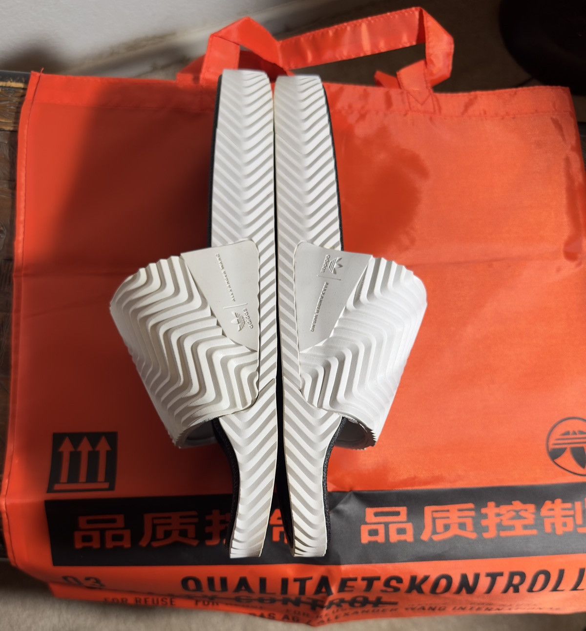 Adidas × Alexander Wang ADIDAS X ALEXANDER WANG Adilette Slides - D97932 - Men's 10 Size US 10 / EU 43 - 4 Thumbnail